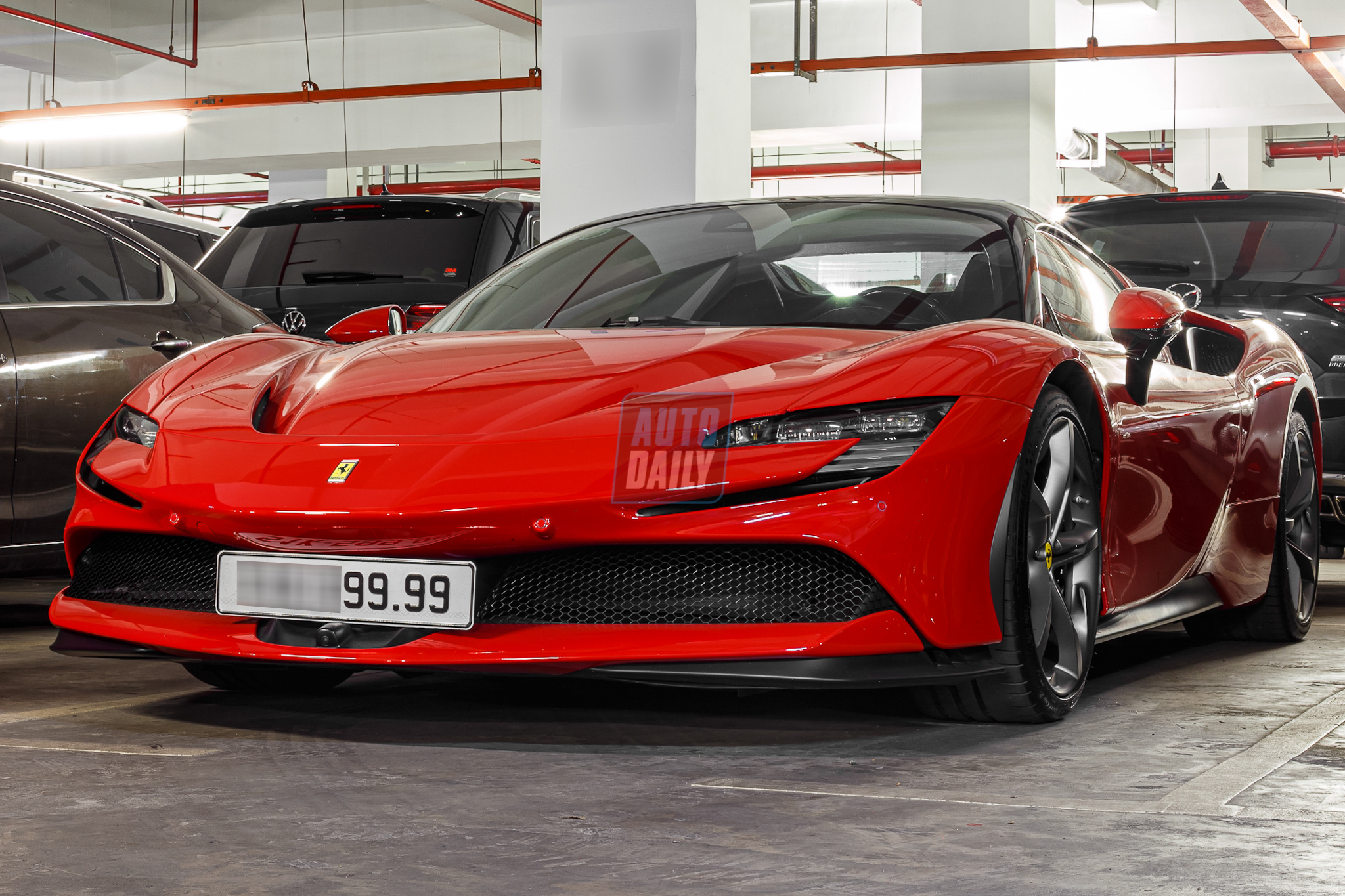 Bắt gặp Ferrari SF90 Spider đầu tiên về Việt Nam, sở hữu biển số tứ quý 9 cực độc ferrari-sf90-spider-1.JPG