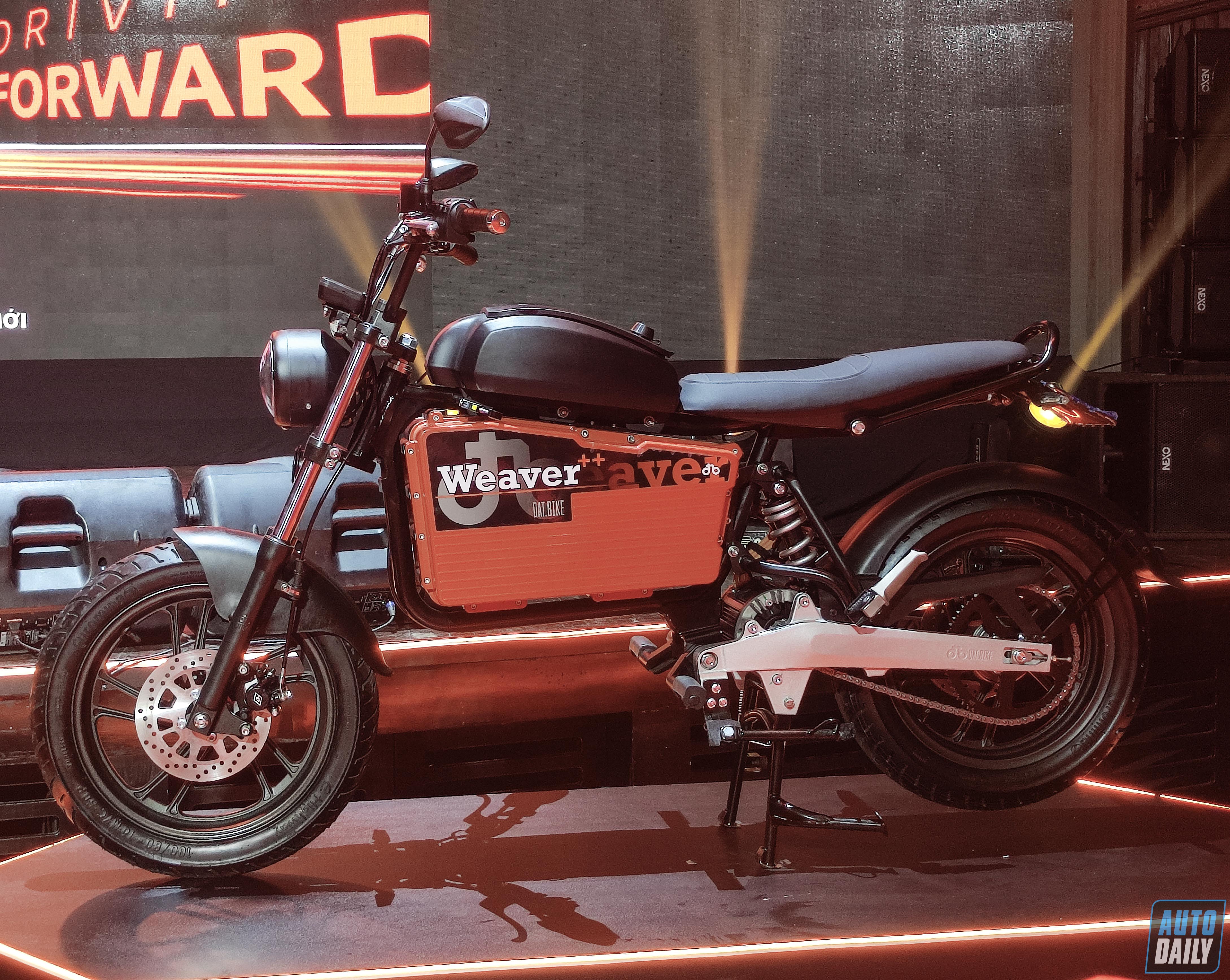 Những mẫu xe máy điện tầm trung có giá bán ngang ngửa xe tay ga chạy xăng Dat Bike Weaver++ (20).jpg