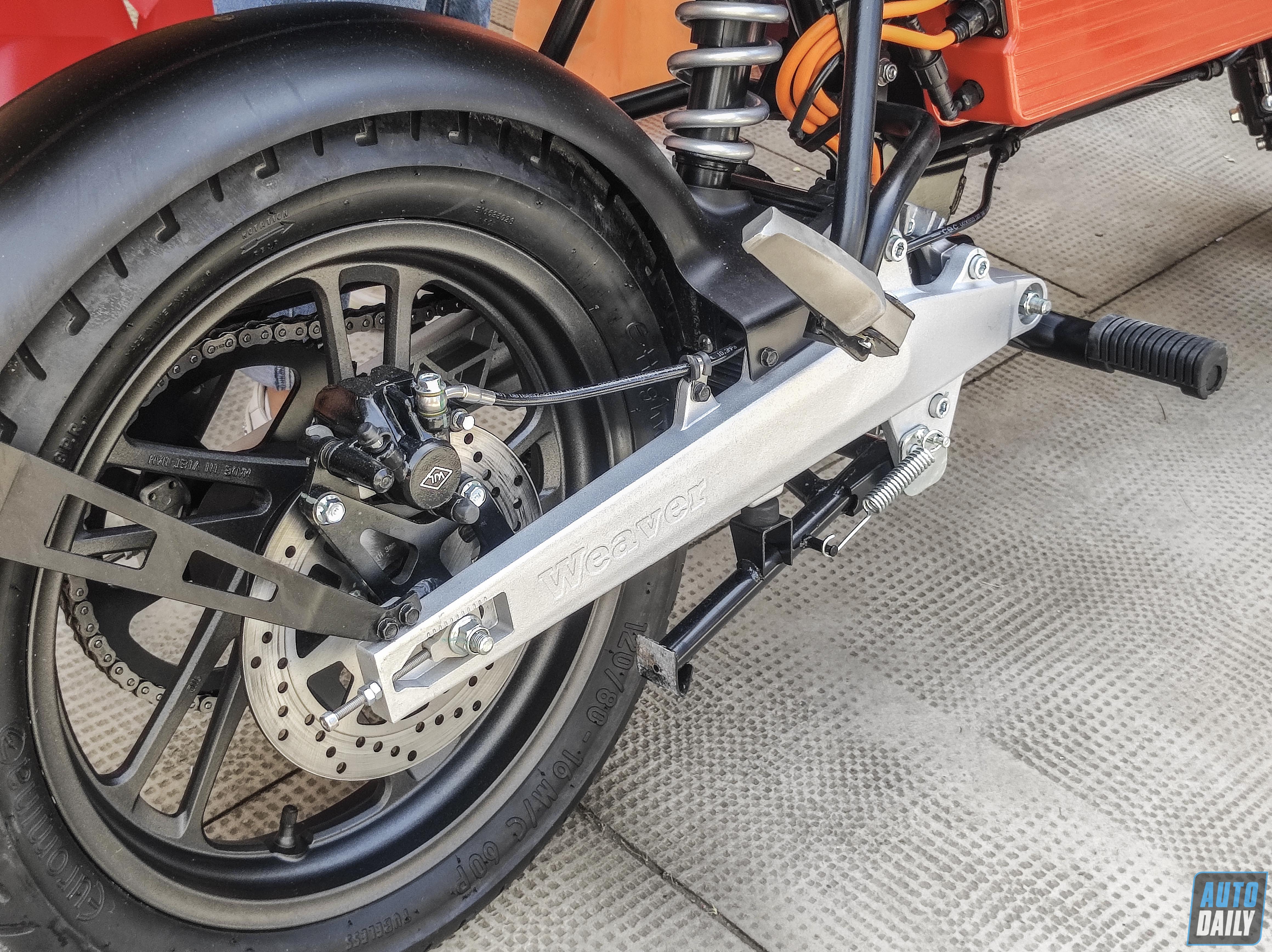 Những mẫu xe máy điện tầm trung có giá bán ngang ngửa xe tay ga chạy xăng Dat Bike Weaver++ (6).jpg