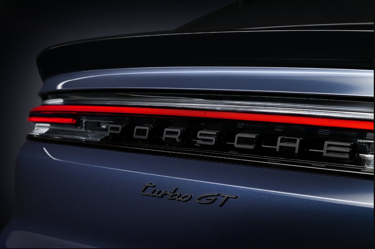 Porsche Cayenne 2024 debut: More powerful, more modern, starting at $79,200 porsche-cayenne-2024-2.jpg