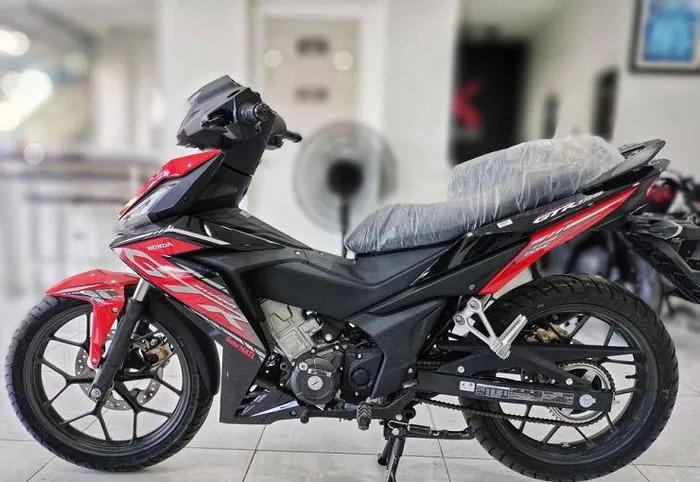 Honda Winner 150 imported from Indonesia is more expensive than Winner X in Vietnam by up to 20 million Honda Supra GTR 150 2023 (2).jpeg
