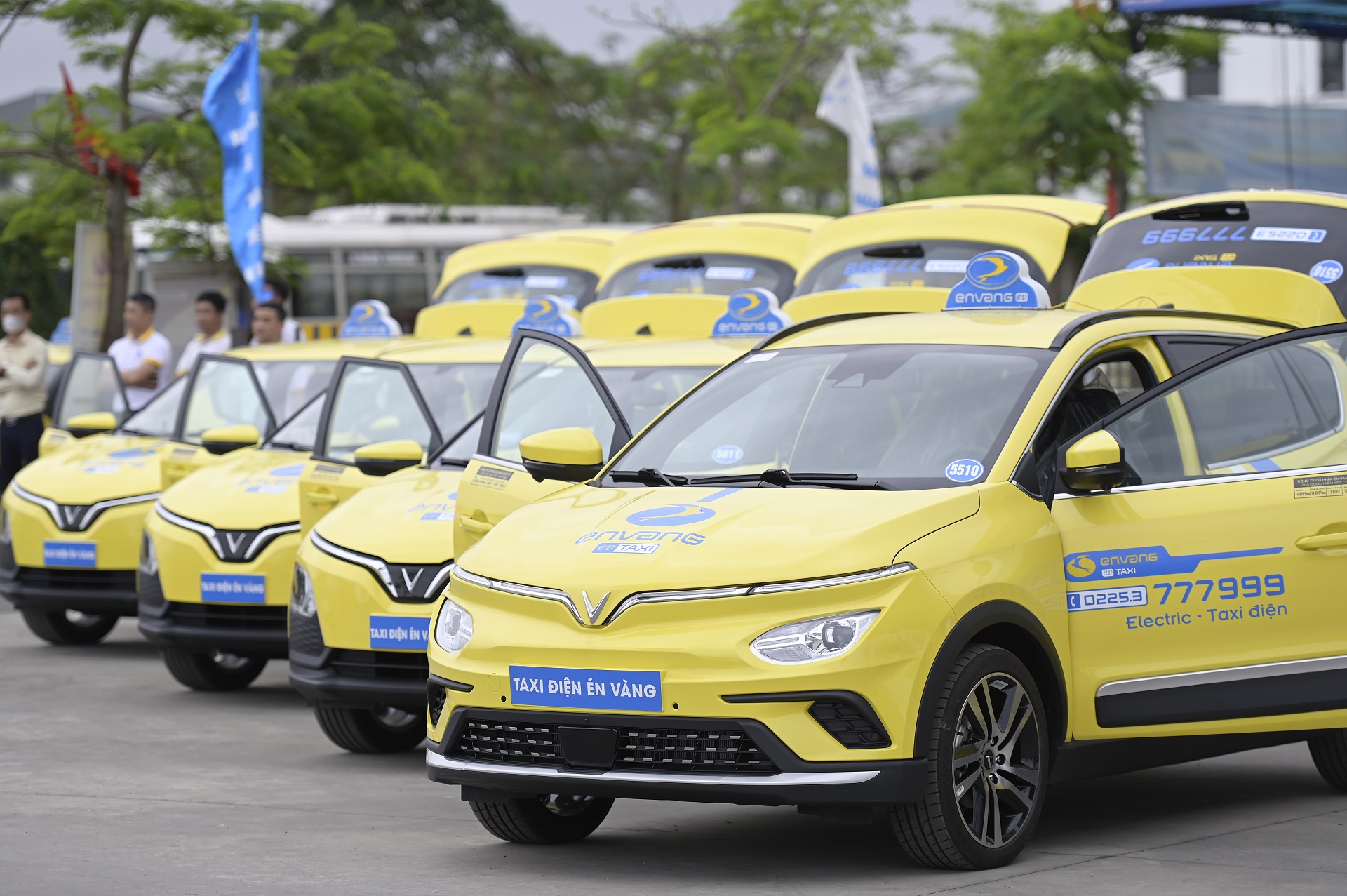 Én Vàng mua và thuê 150 xe ô tô điện VinFast, ra mắt dịch vụ taxi điện đầu tiên tại Hải Phòng en-vang-1.jpeg