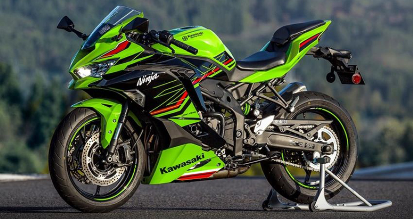 Kawasaki%20Ninja%20ZX-4R%202023%20%20(1).jpg