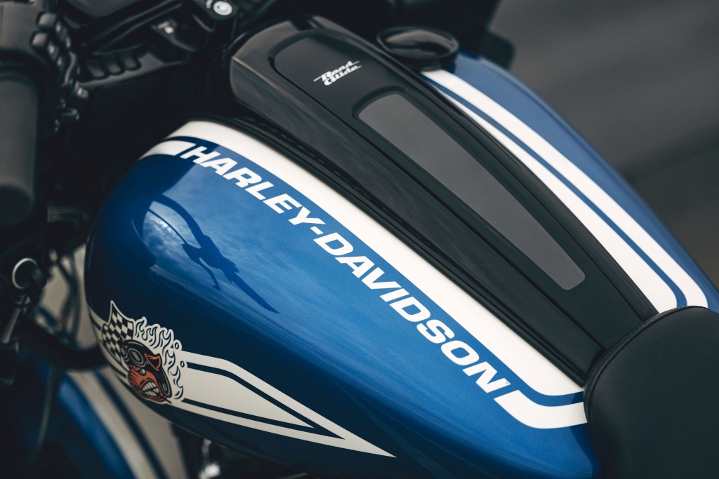 Harley-Davidson%20Fast%20Johnnie%20Enthusiast%20Collection%20(6).jpg