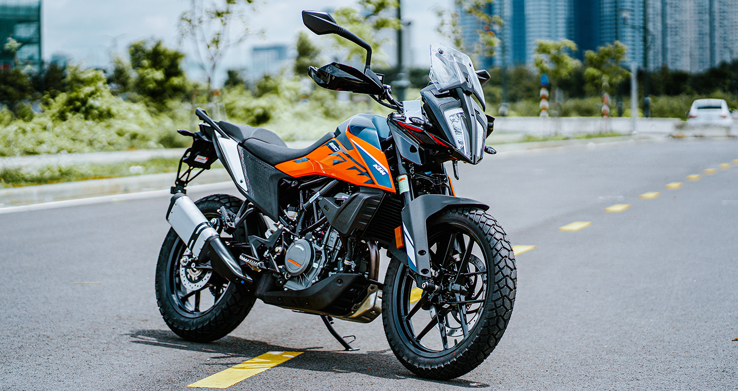 KTM 390 Adventure X ra mắt: Giá mềm hơn nhưng vẫn khá đầy đủ đồ chơi KTM 390 Adventure 2022.jpg