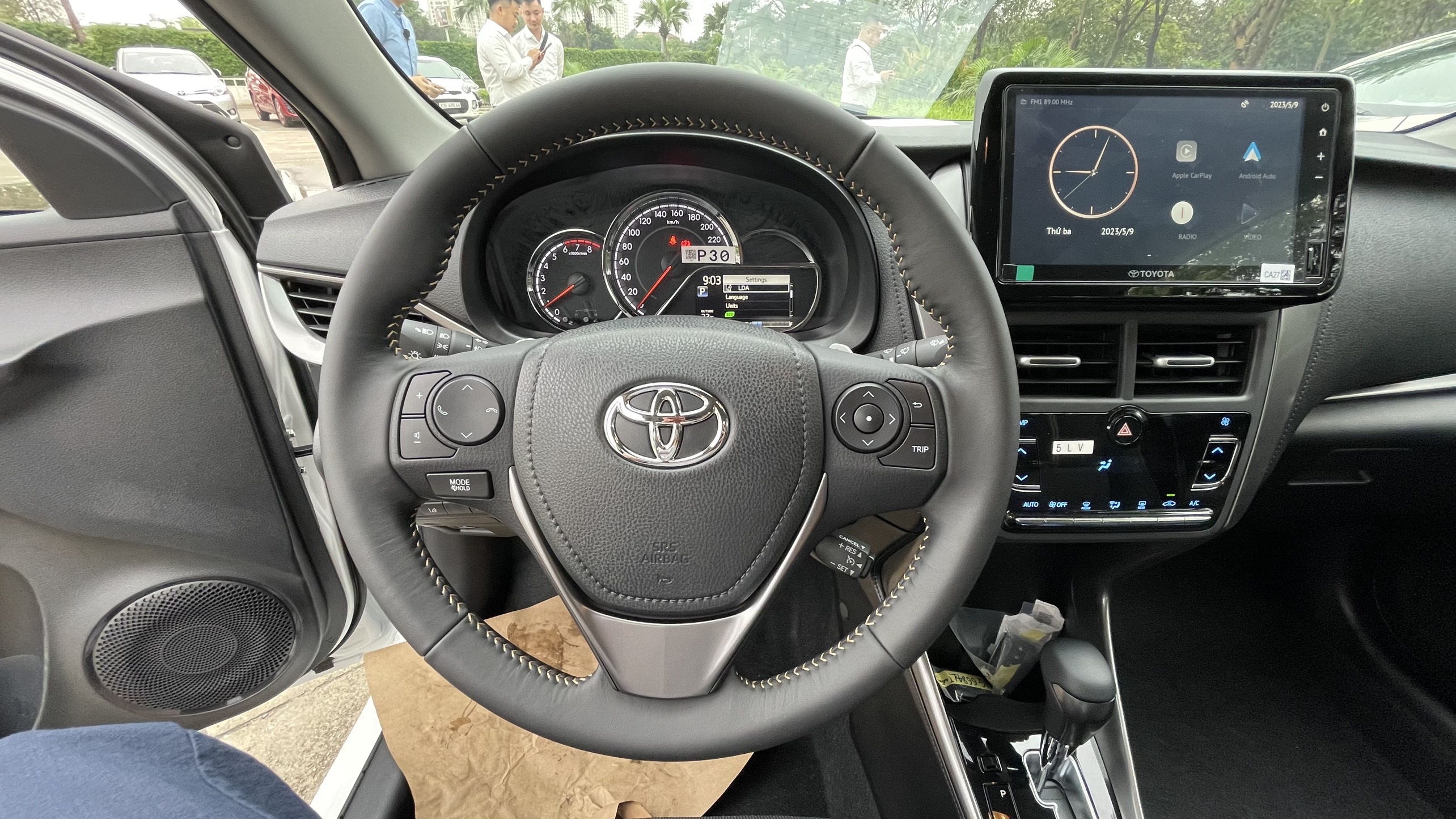 Cận cảnh Toyota Vios 2023 bản G CVT tại đại lý toyota-vios-2023-8.jpg