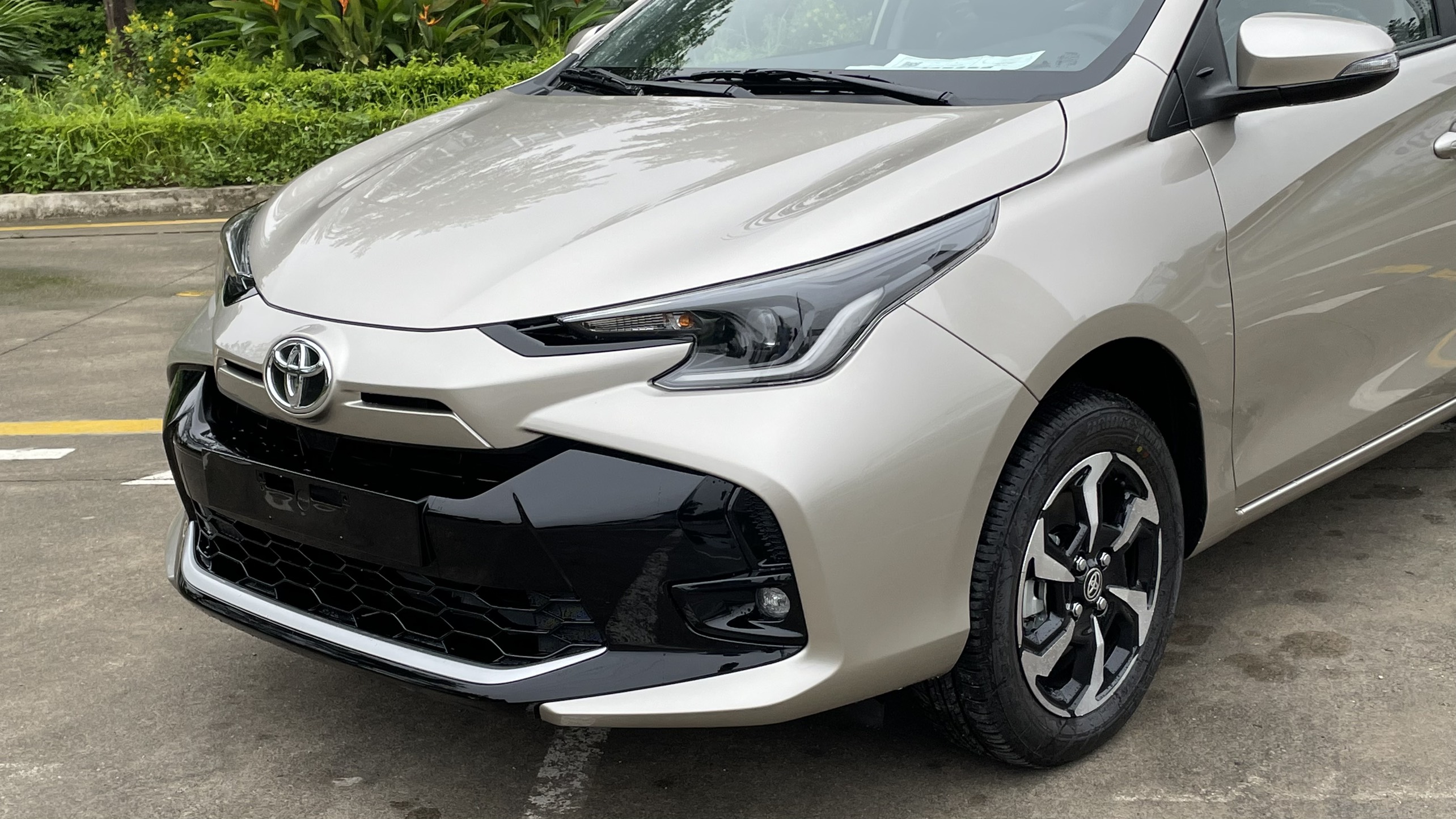 Cận cảnh Toyota Vios 2023 bản MT tại đại lý toyota-vios-2023-mt-05.jpg