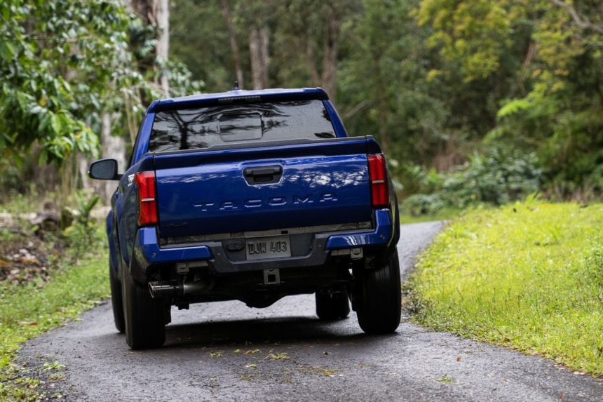 Toyota Tacoma 2024 debut: A sneak peek of the upcoming Fortuner 2024-toyota-tacoma-2.jpg