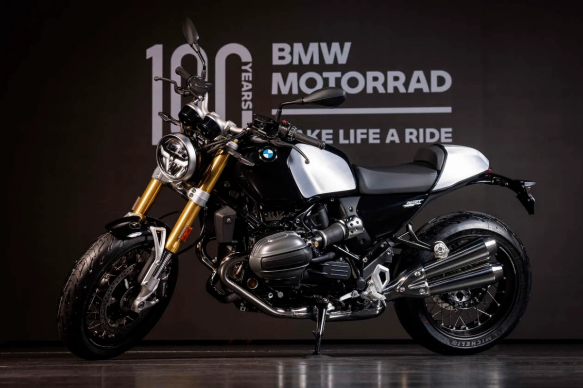 BMW Motorrad R12 nineT 2023 launches with BMW Motorrad R12 nineT 2023 Cruise control system (5).jpg