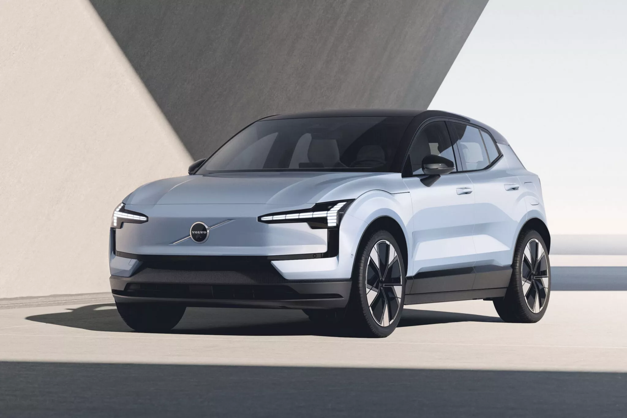 Volvo EX30 2024 Electric SUV debut, priced starting at $34,950 2025-volvo-ex30-ev-1-2048x1365.webp