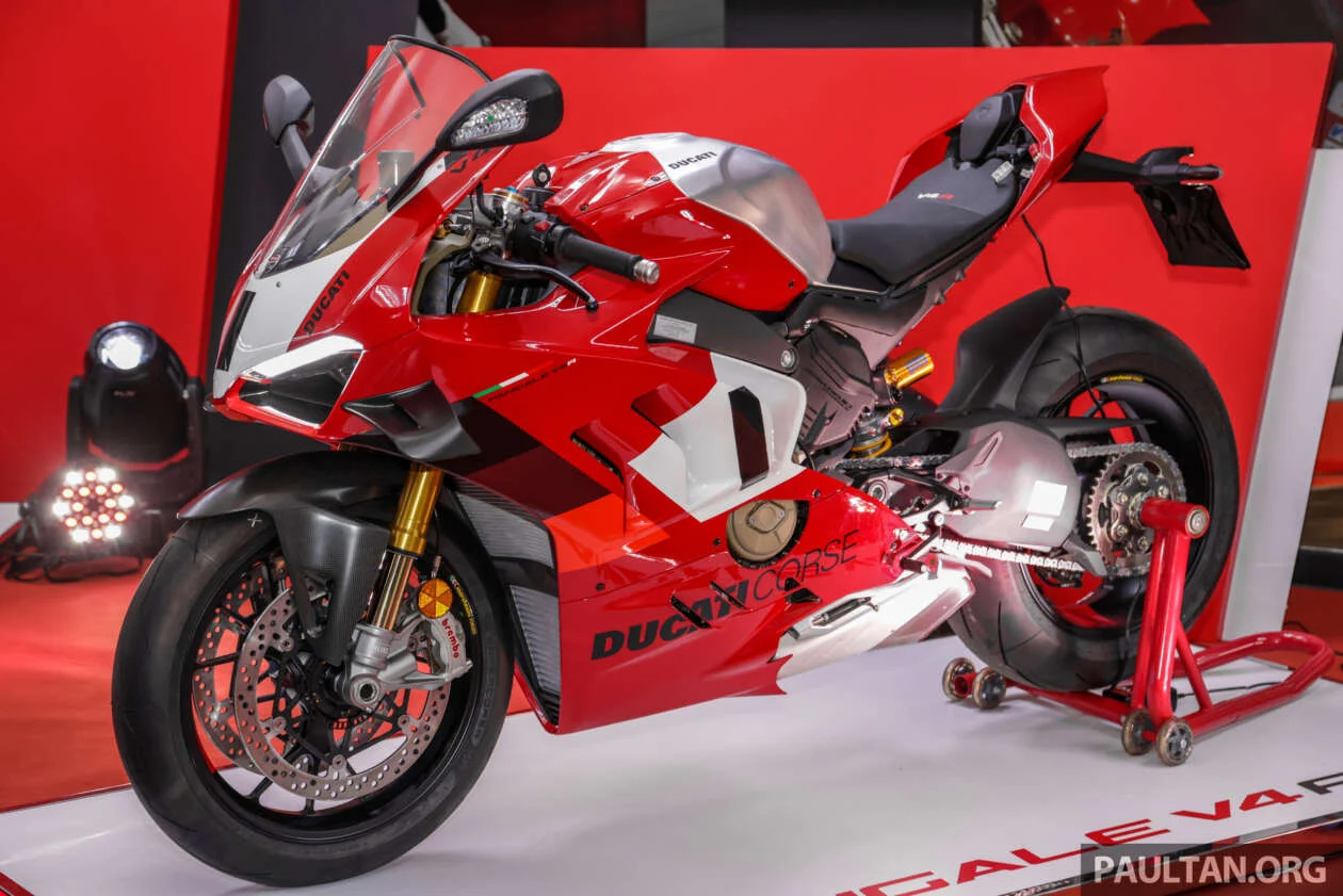 Ducati Panigale V4 R 2023 unveiled, arriving in Vietnam at a price of more than 2 billion VND Ducati Panigale V4 R 2023 (1).jpeg