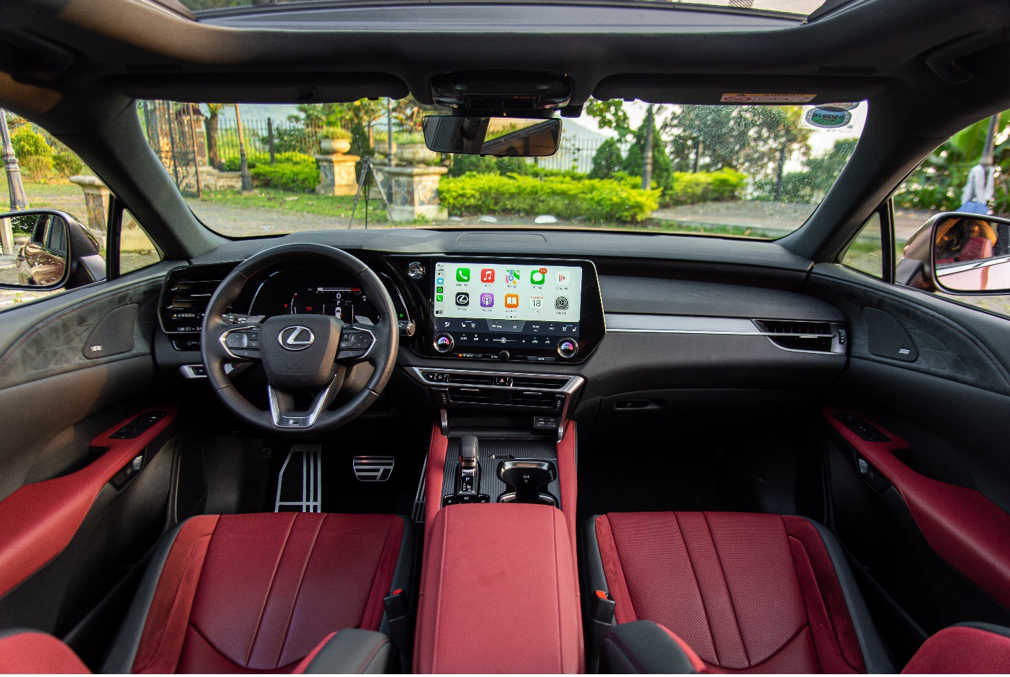 Trải nghiệm Lexus RX500h F Sport Performance cùng Nguyễn Thái Dương - HLV trưởng đội tuyển Golf Việt Nam lexus-rx500h-04.jpg