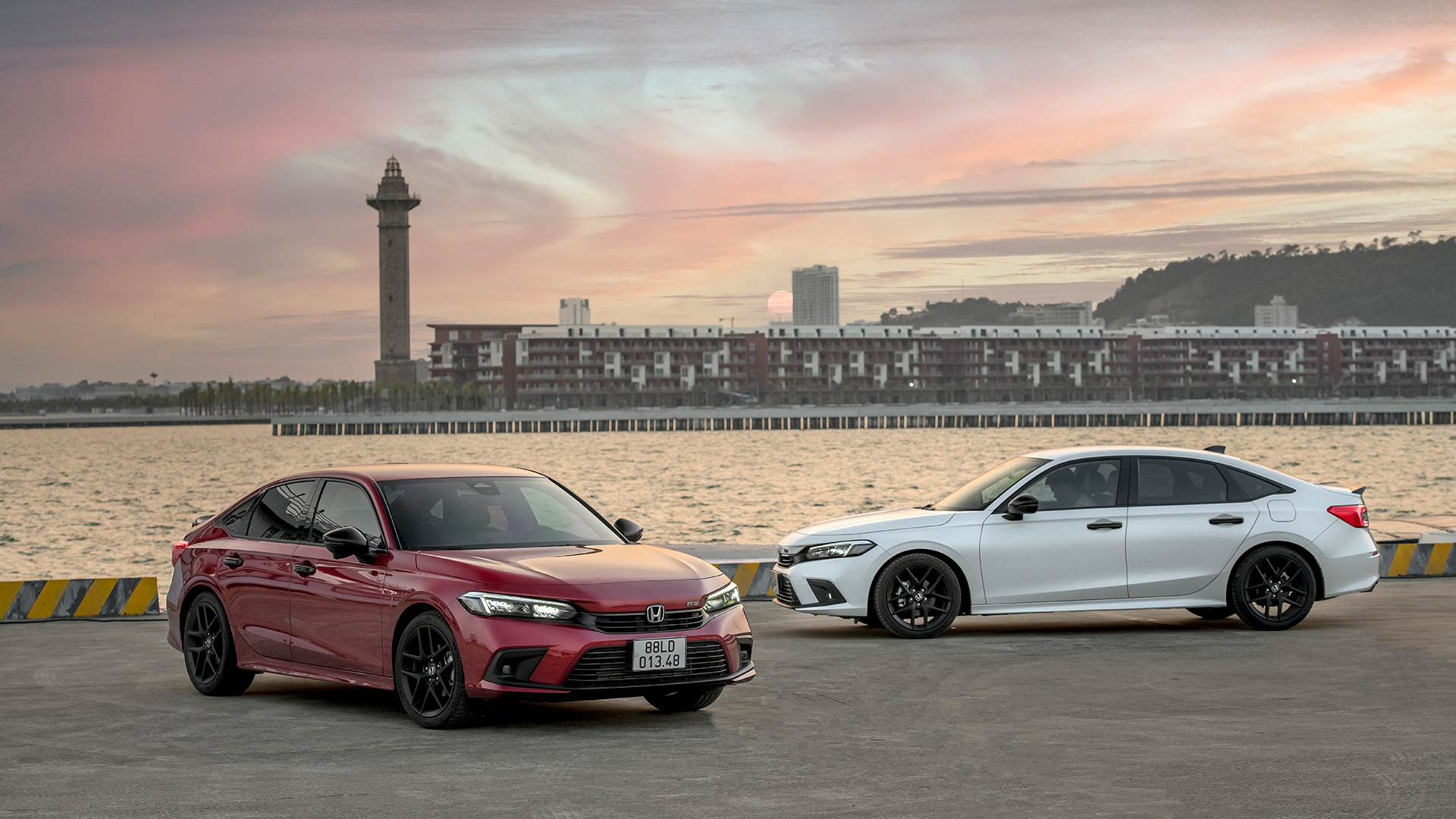 Hàng loạt ưu đãi hấp dẫn khi mua ô tô Honda trong tháng 7 honda-civic-rs-2-xe-3.jpg