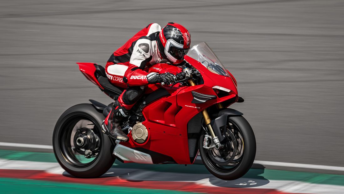 Ducati%20Panigale%20V4%20S.jpg