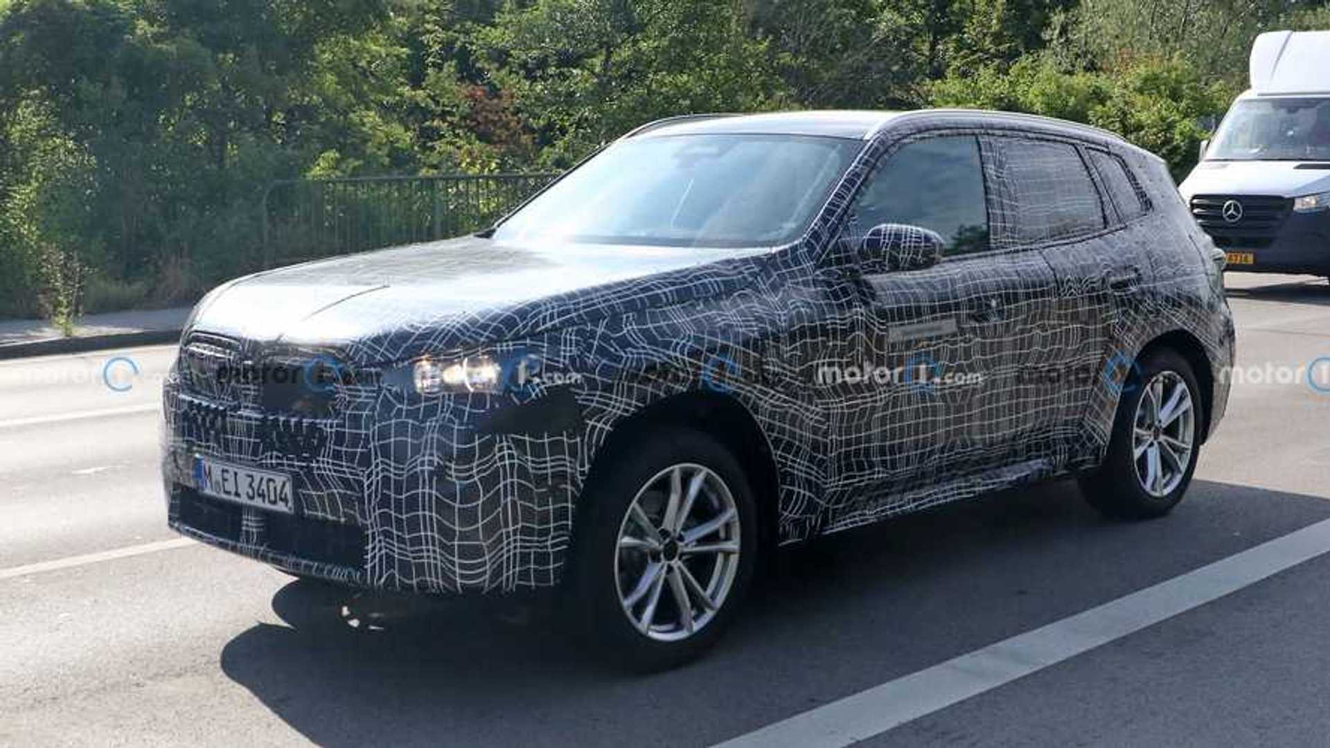 BMW X3 2025 thế hệ mới sắp ra mắt và những điều cần biết bmw-x3-phev-front-view-spy-photo-1.jpg