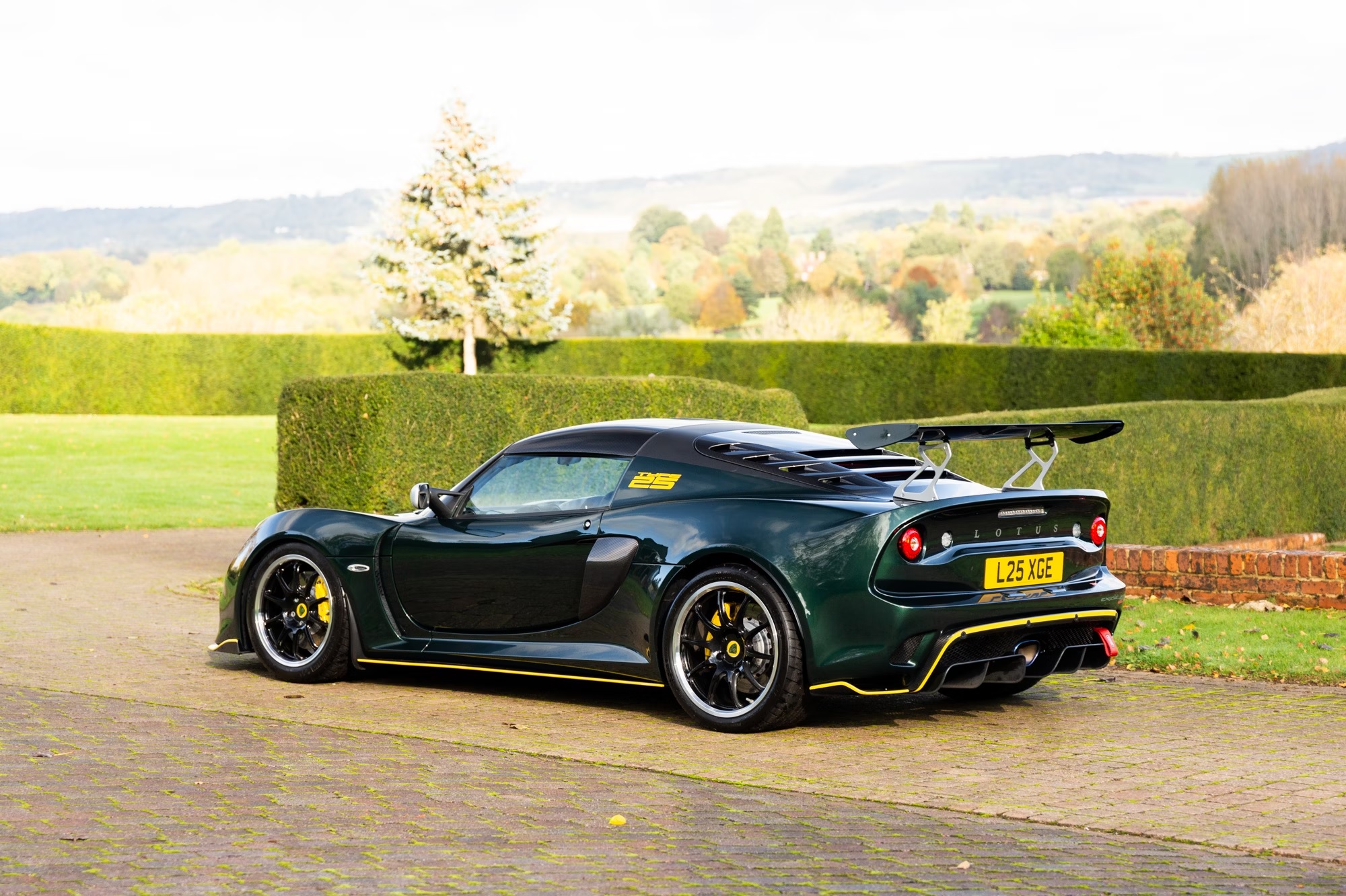 Lotus Exige Cup 430 Type 25 xuất hiện tại TP HCM, hiếm hơn cả siêu xe triệu đô lotus-exige-cup-430-type-25-autodaily-3.jpg