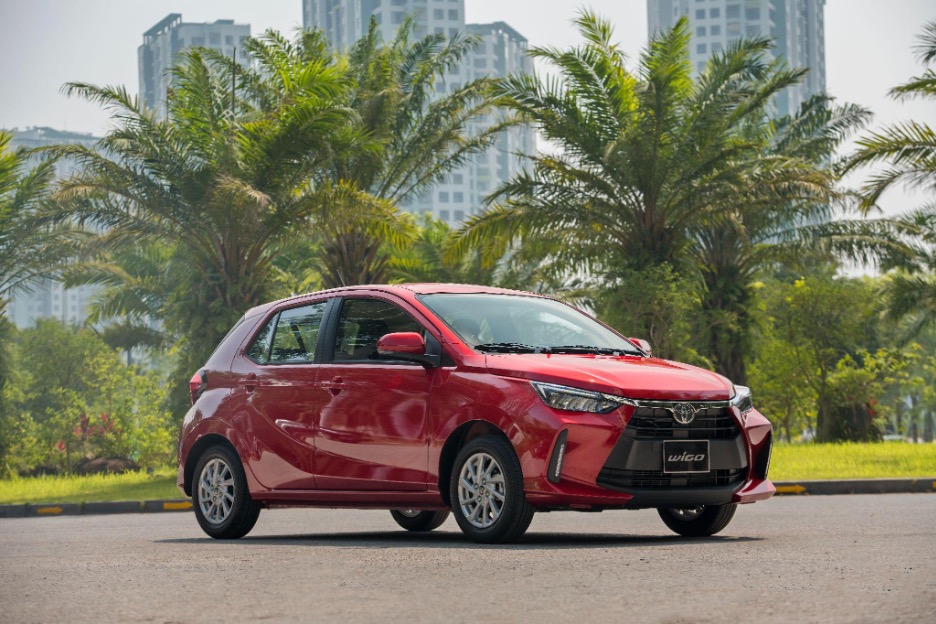 Toyota Việt Nam giữ vững ‘ngôi vương’ thị trường xe du lịch 6 tháng đầu năm 2023 toyota-vietnam-02.jpg