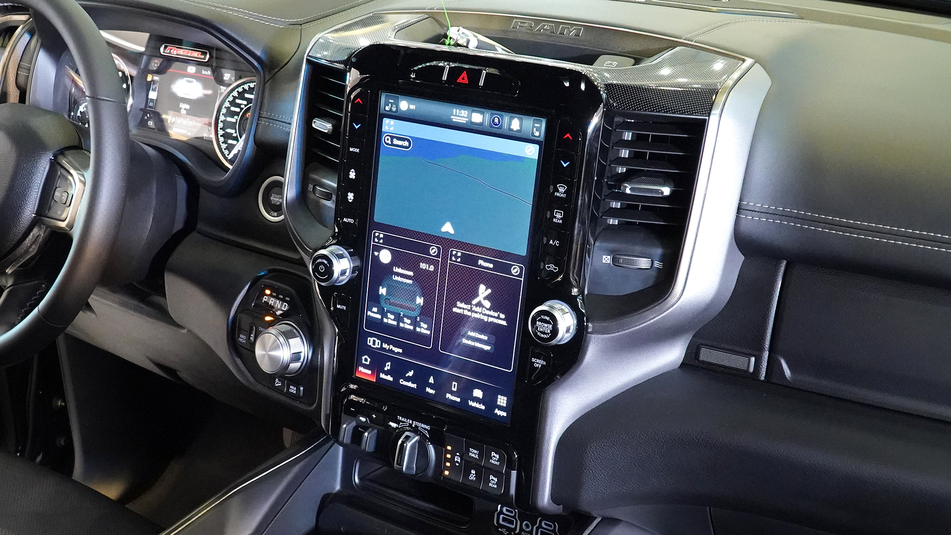 RAM 1500 Rebel ra mắt tại Việt Nam, giá hơn 5,1 tỷ ram-1500-rebel-06.jpg