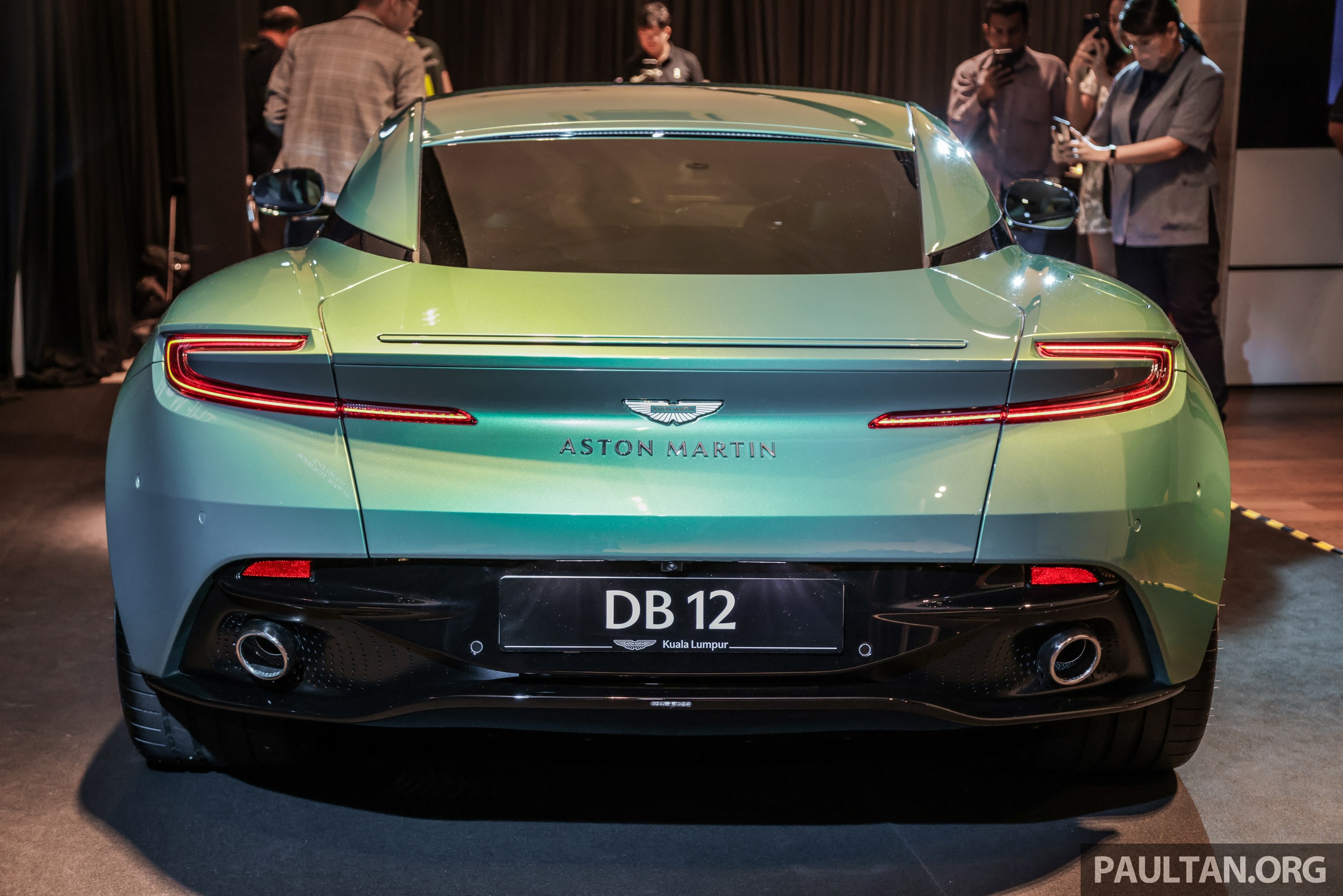 Siêu xe Aston Martin DB12 ra mắt tại Malaysia, về Việt Nam giá không dưới 15 tỷ aston-martin-db12-2.jpg
