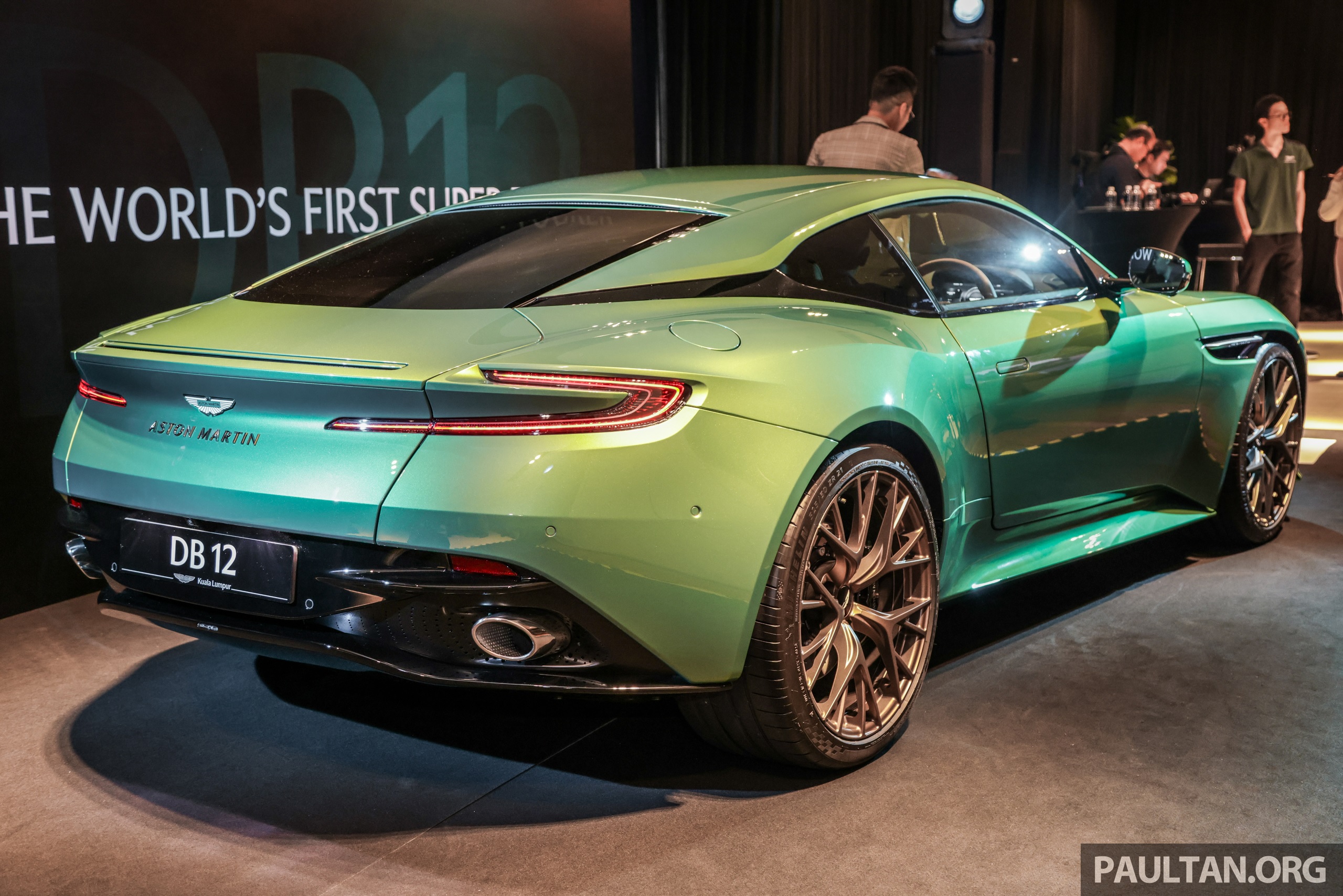Siêu xe Aston Martin DB12 ra mắt tại Malaysia, về Việt Nam giá không dưới 15 tỷ aston-martin-db12-5.jpg