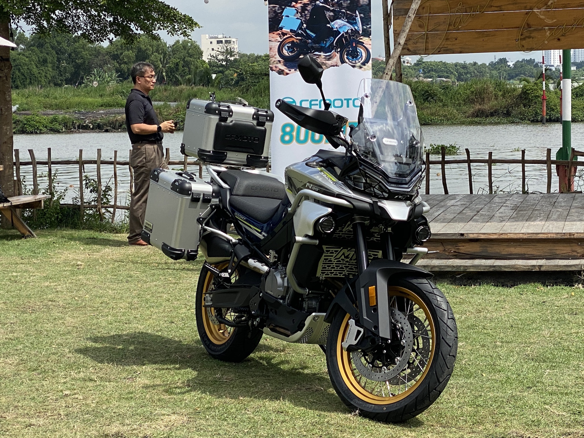 CFMoto returns to the Vietnamese market with 2 new models, softer prices than CFMoto 800MT 1.JPG
