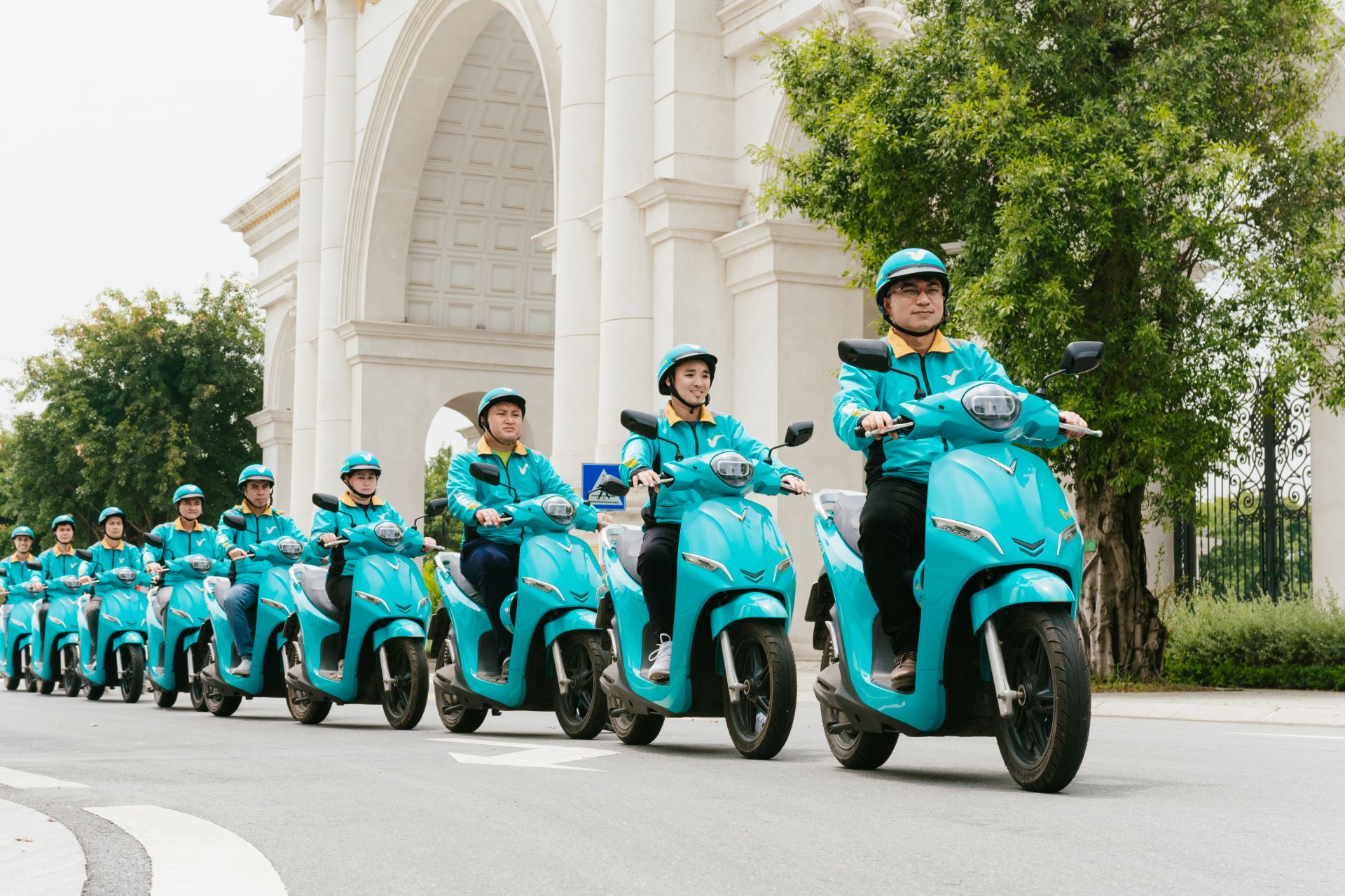 Dịch vụ “xe ôm điện” Xanh SM Bike chính thức ra mắt