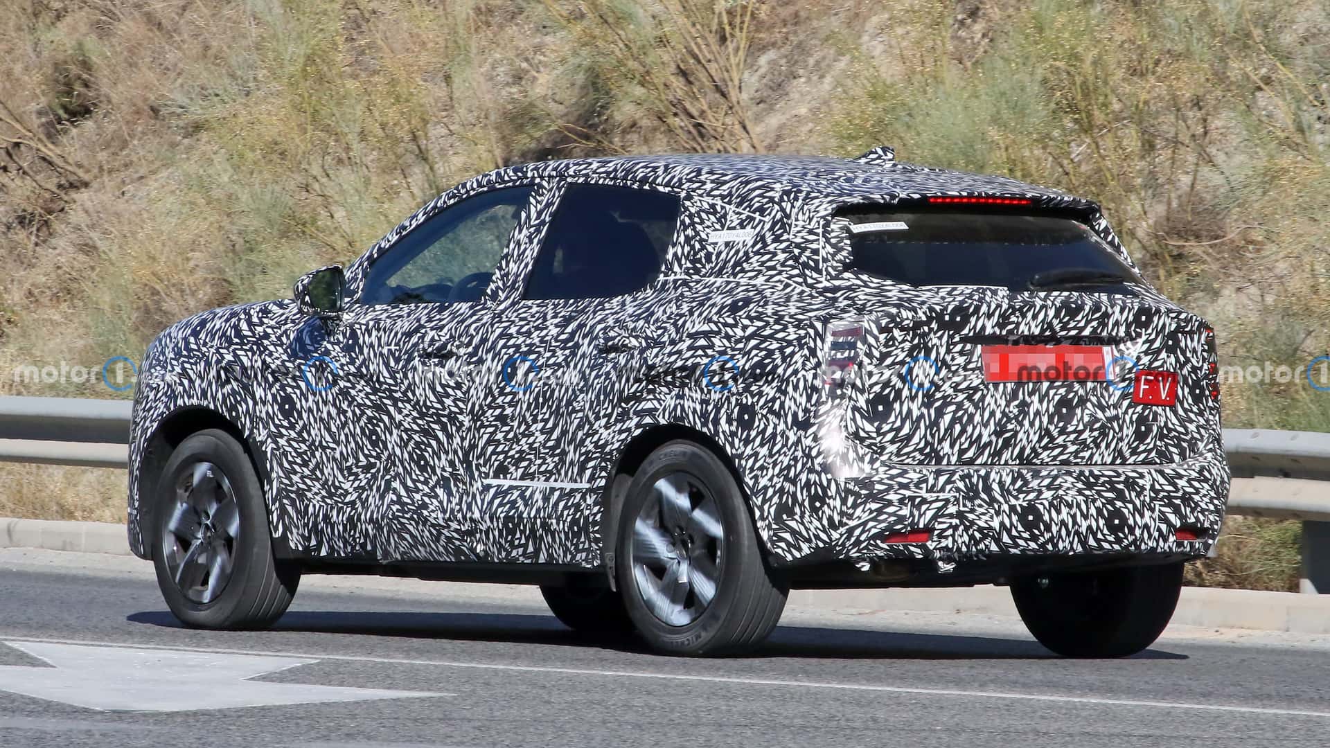 next-gen-nissan-kicks-spy-photos-3.jpg