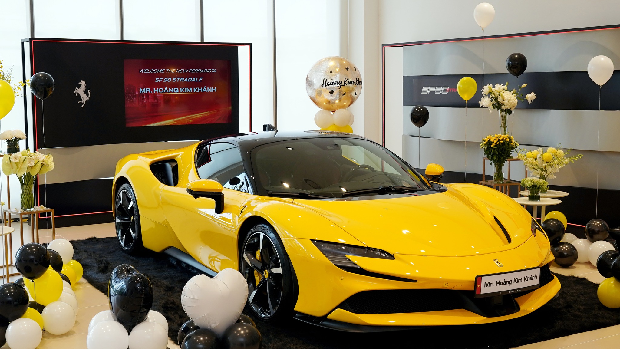 Doanh nhân Hoàng Kim Khánh tậu Ferrari SF90 Stradale trị giá hơn 40 tỷ sf90-hkk-autodaily-8.jpg