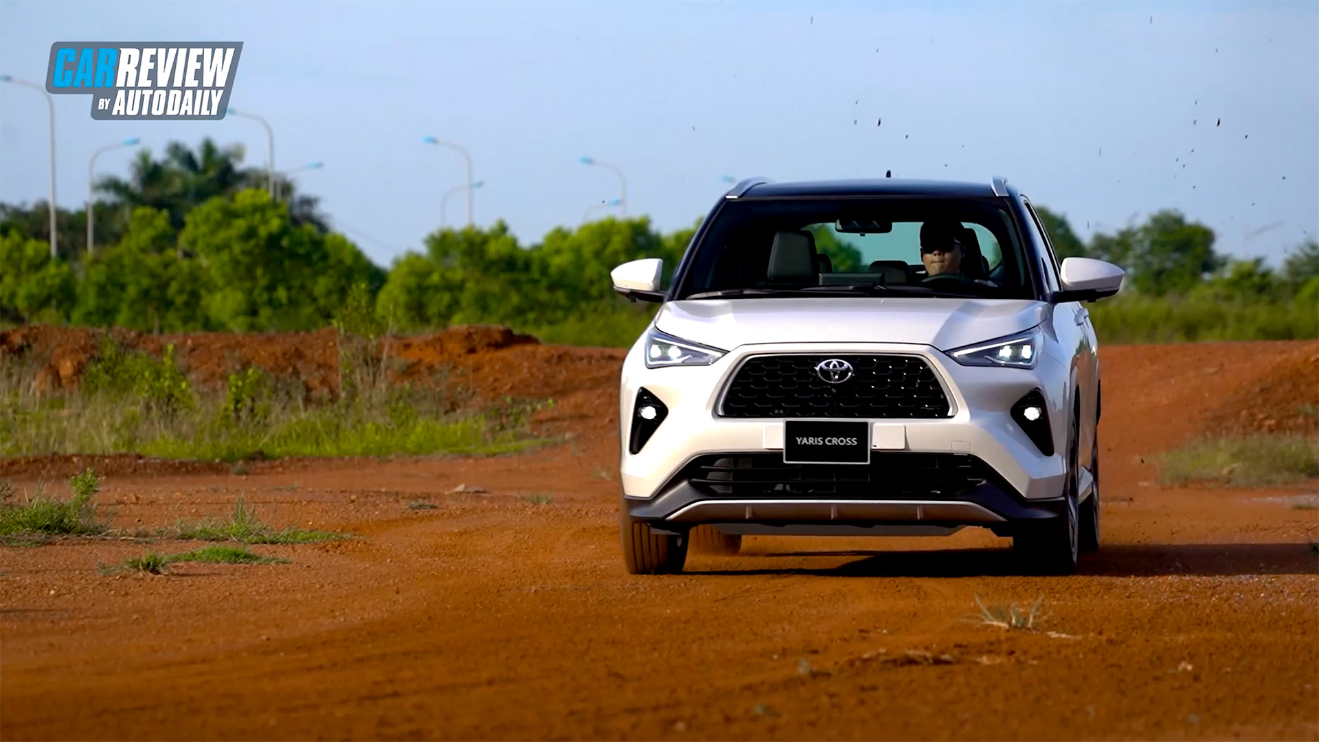 Teaser Toyota Yaris Cross hoàn toàn mới sắp ra mắt tại Việt Nam: "Cơn sốt mới"?