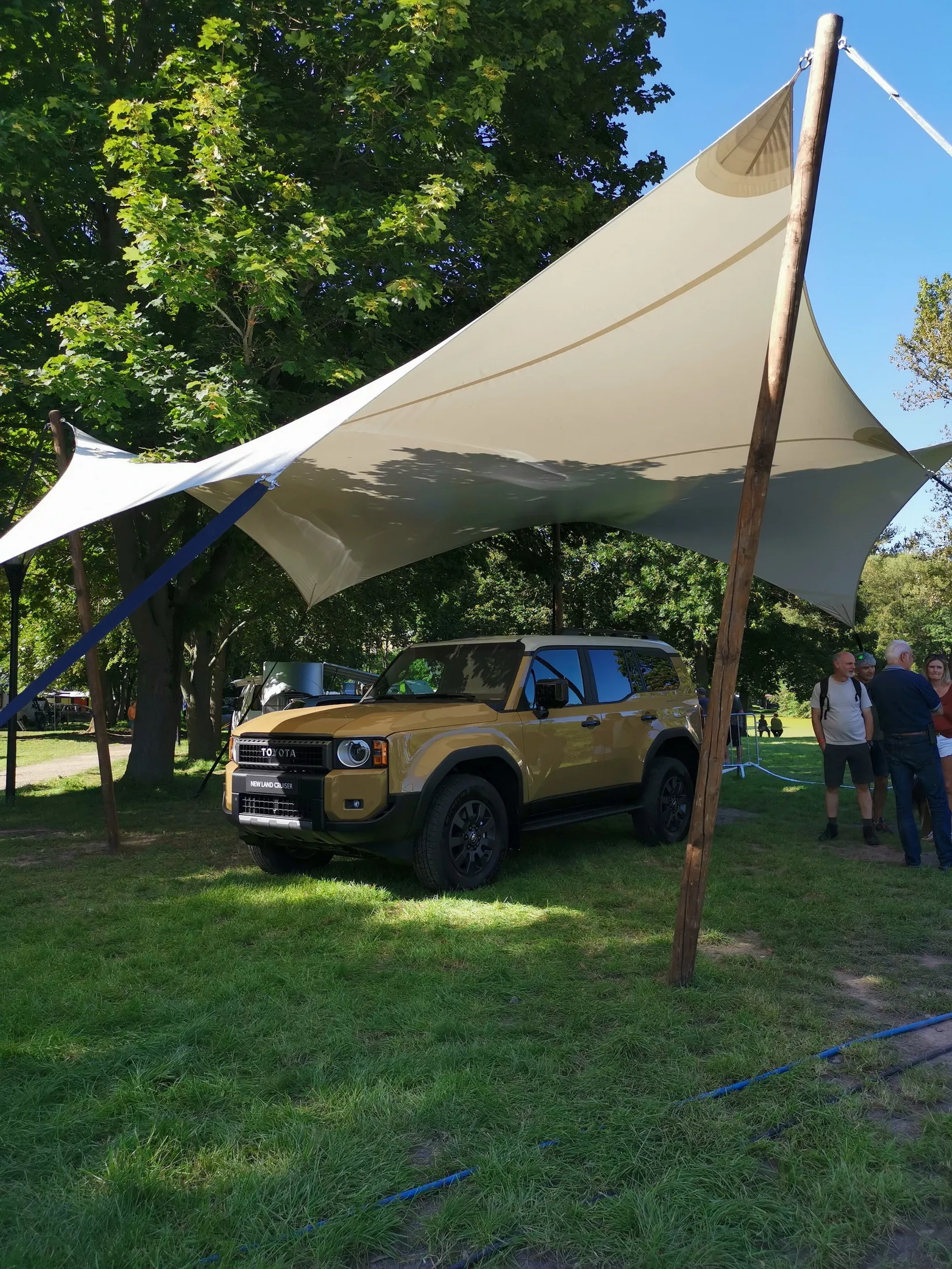 Check out the real-life Toyota Land Cruiser 2024 toyota-land-cruiser-20th-bush-taxi-meeting-4.webp