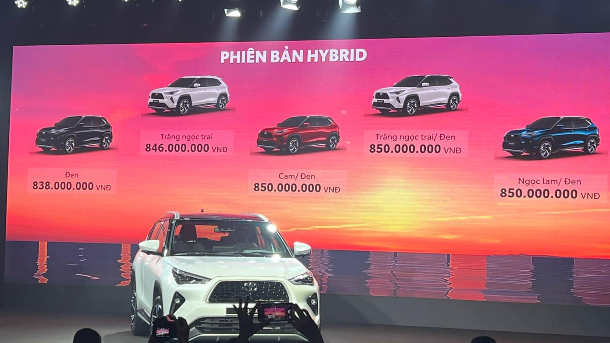 Toyota Yaris Cross 2024 chính thức ra mắt tại Việt Nam, giá từ 730 triệu yaris-cross-6.jpg