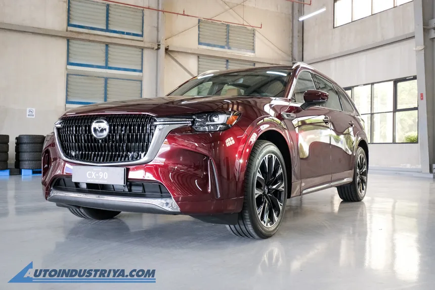 2024-mazda-cx-90-3.webp