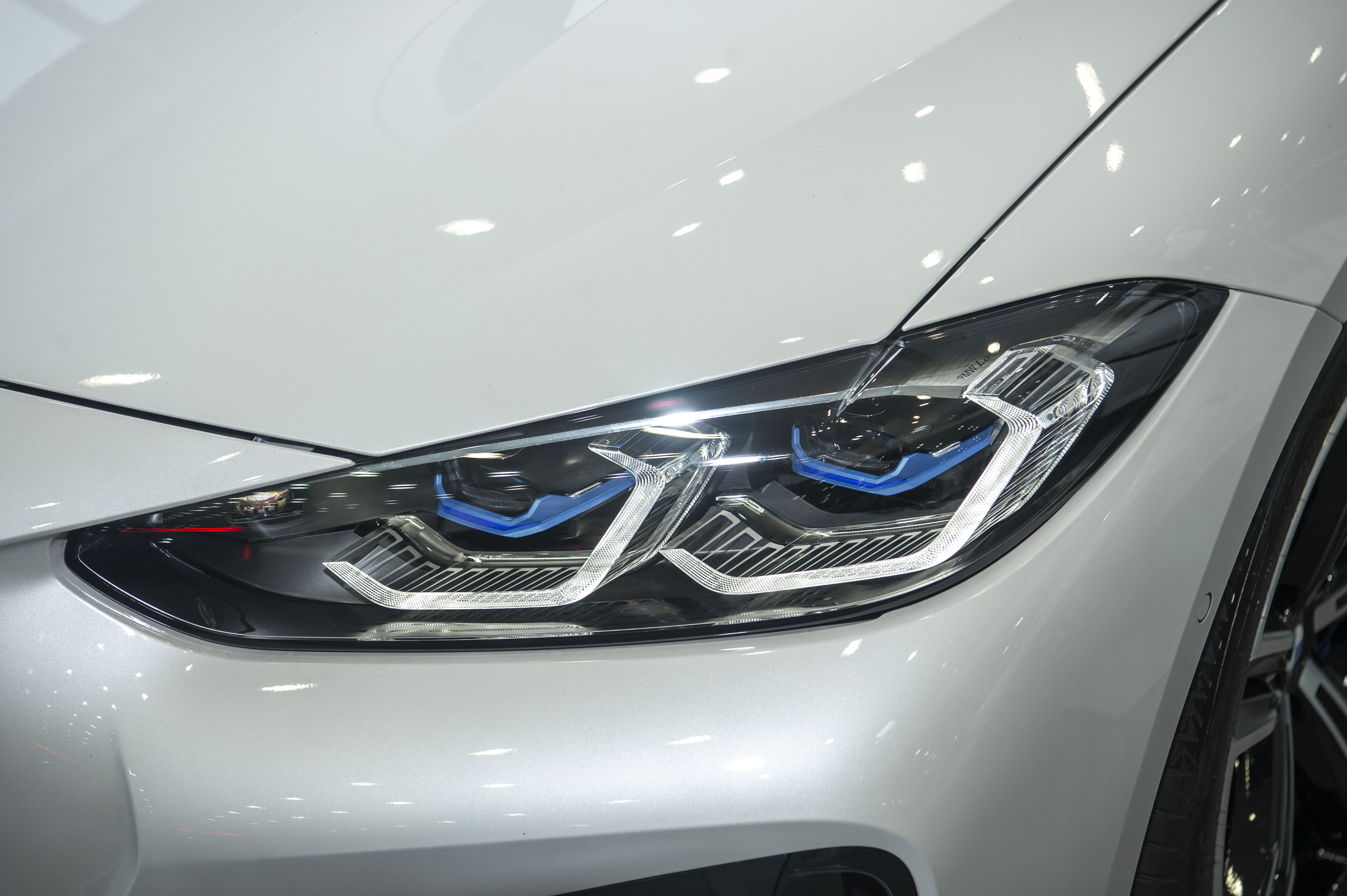 BMW X6 – Đẳng cấp dẫn đầu của SAC đầu bảng xứ Bavaria bmw-x6-2.JPG