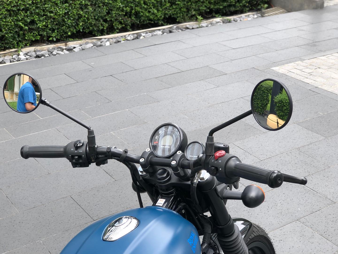 Royal Enfield Hunter 350 is coming to Vietnam, expected price over 110 million VND 2022-Royal-Enfield-Hunter-350-2.jpg