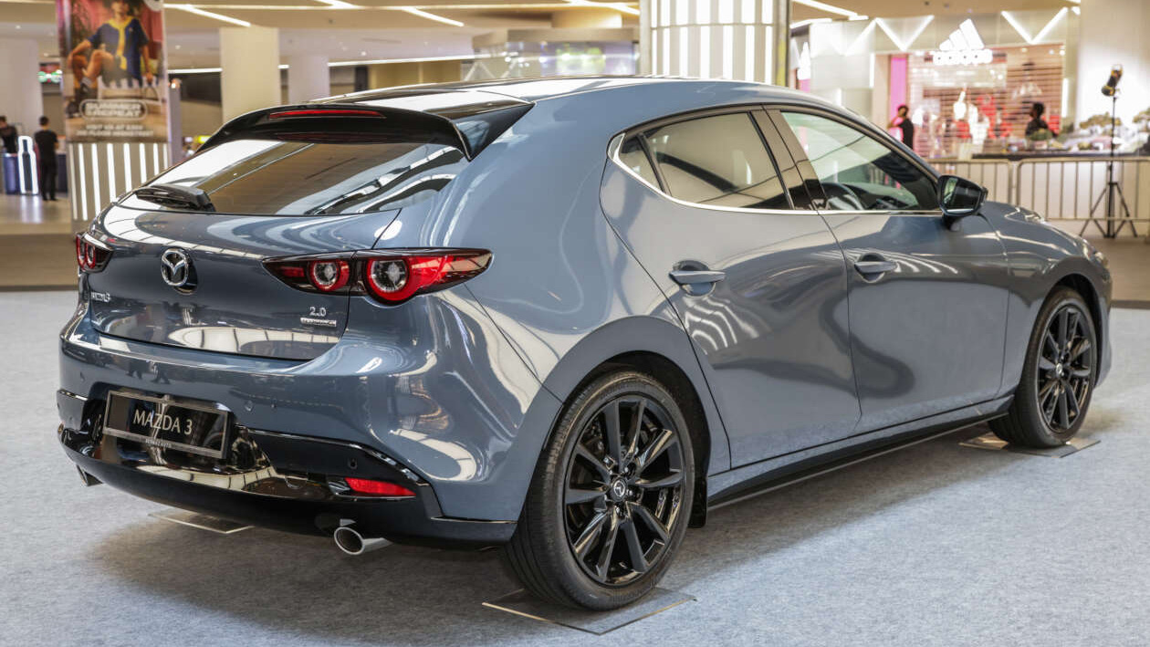 Mazda3 2023 launches in Malaysia with many upgrades, price equivalent to 808 million 2023-mazda-3-ipm-ignite-edition-malaysia-ext-3-1260x841.jpeg