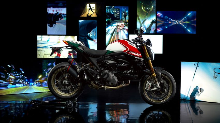 Ducati introduces limited edition Monster 30° Anniversario, only 500 Ducati Monster 30° Anniversario 1.jpg