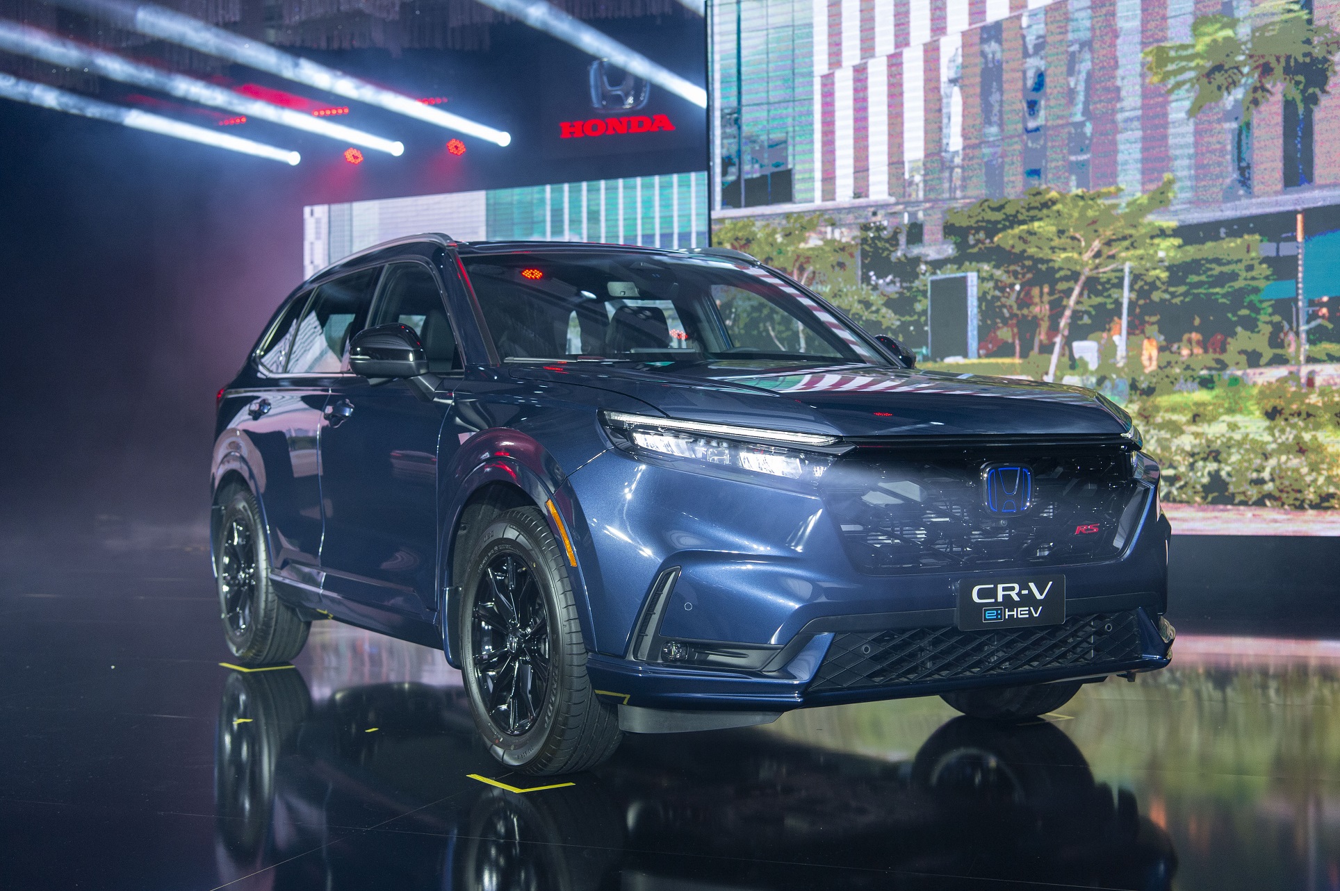 Chi tiết Honda CR-V 2024 vừa ra mắt tại Việt Nam Honda CR-V 2024 hoàn toàn mới ra mắt tại Việt Nam, giá từ 1,109 tỷ đồng honda-cr-v-2024-6.JPG