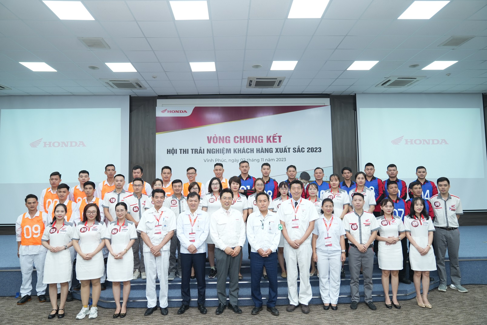Honda Vietnam successfully organizes the Excellent Customer Experience Contest 2023 1-anh-chung-hoi-thi-trai-nghiem-khach-hang-xuat-sac.JPG