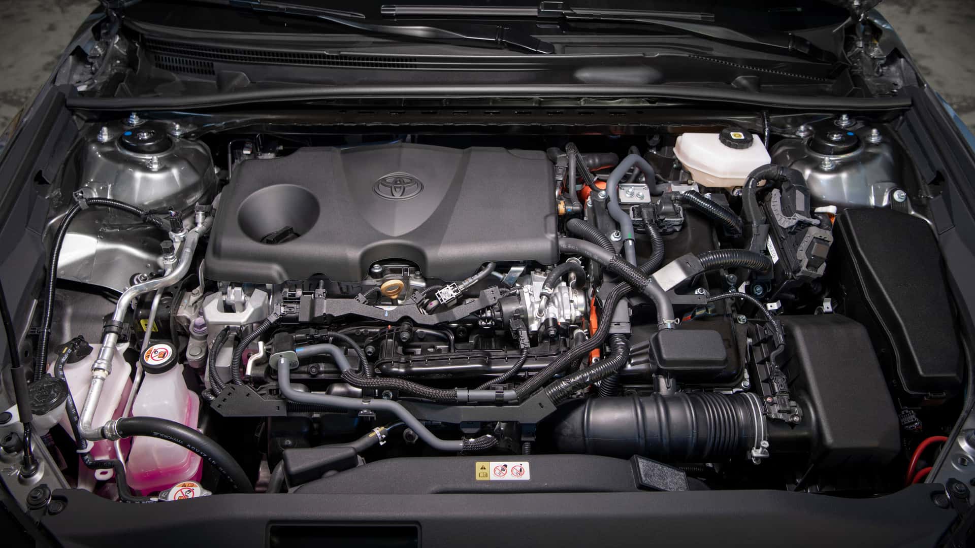 Chi tiết Toyota Camry 2025: Thiết kế bắt mắt hơn, chỉ chạy hybrid 2025-toyota-camry-3.jpg