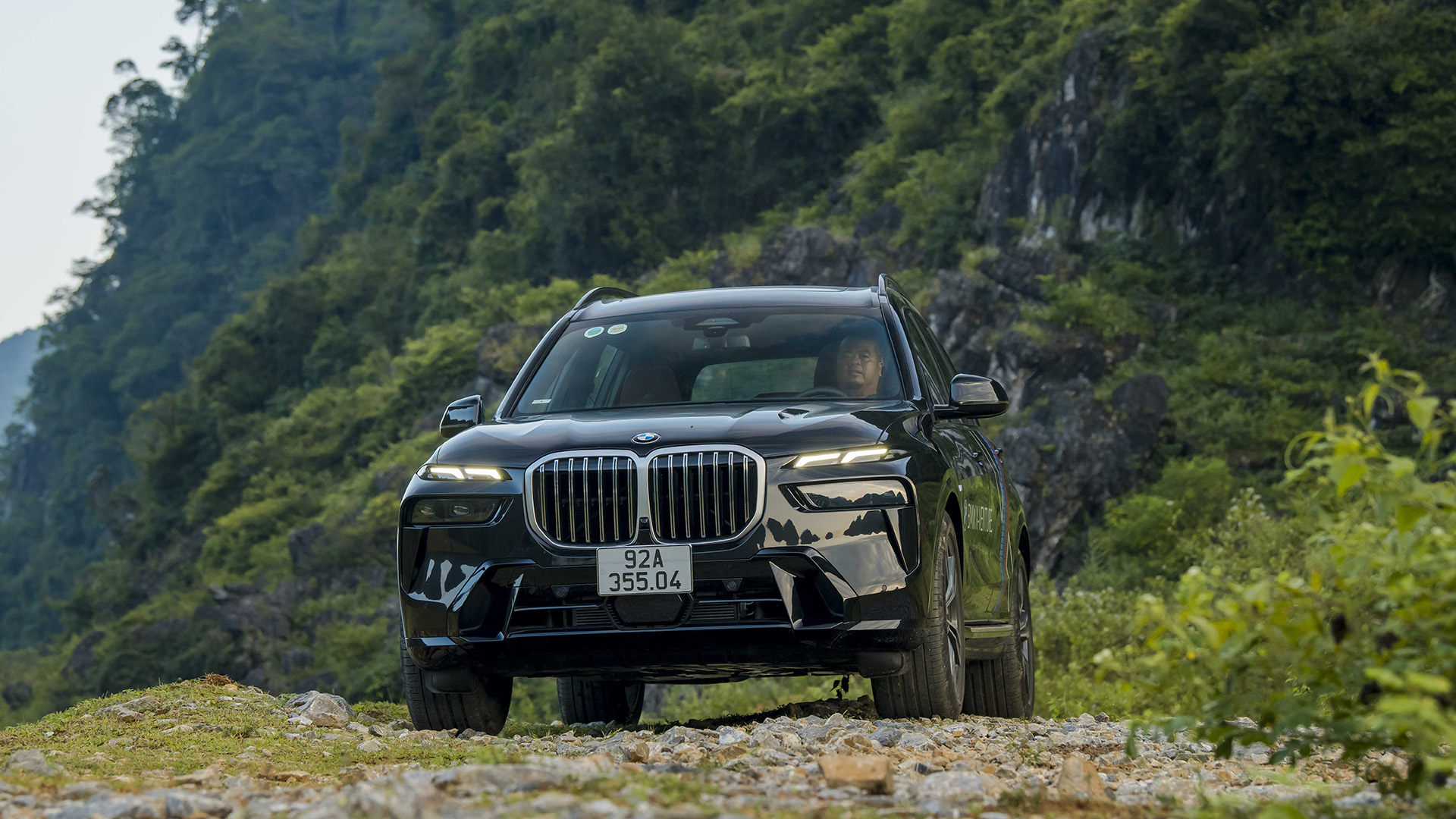 BMW X-Venture Cao Bằng – Hơn cả một hành trình bmw-x7-8.jpg