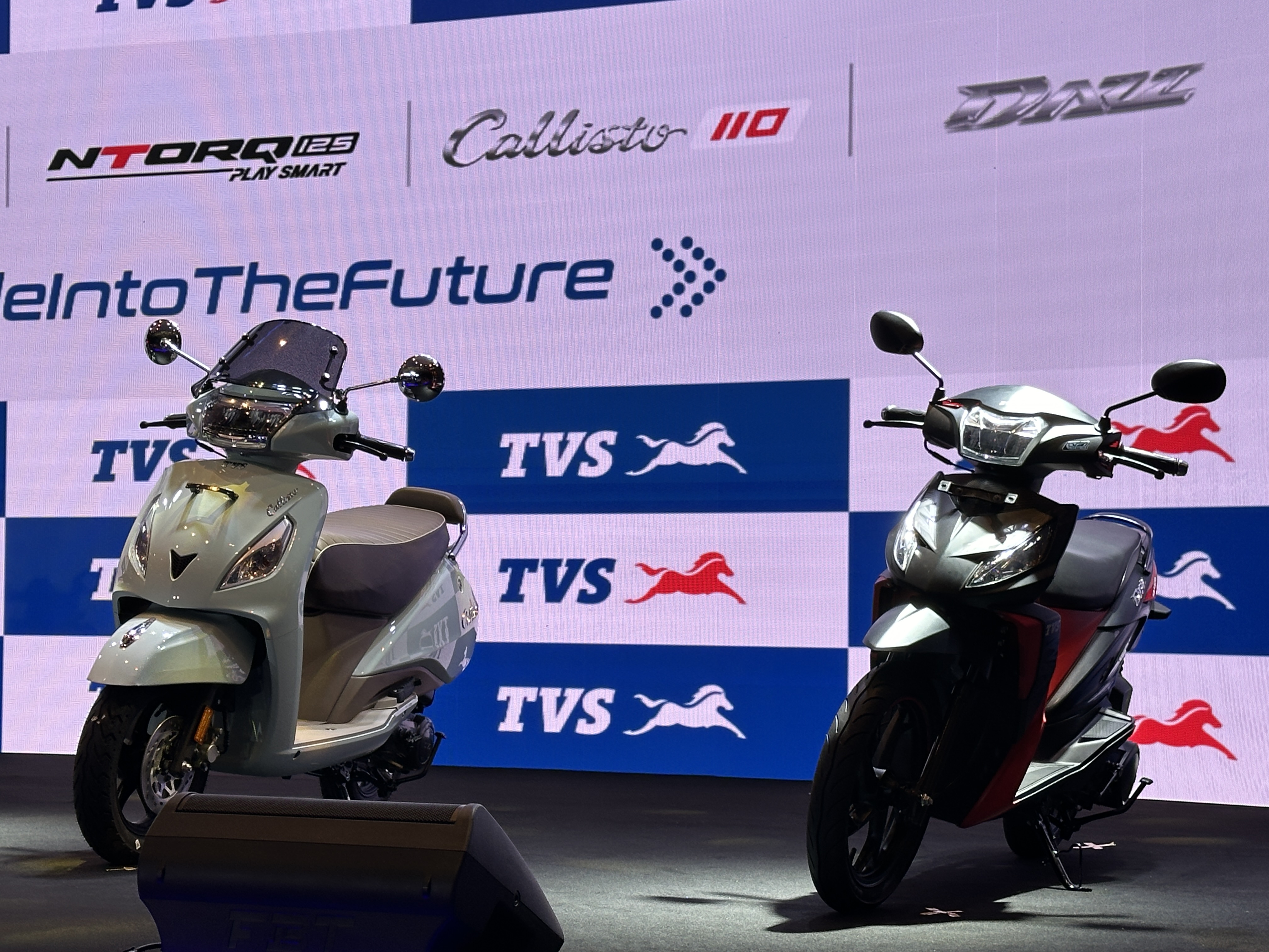 TVS - Indian motorcycles enter the Vietnamese market with 5 models from 110 to 125cc TVS Motor 2.JPG