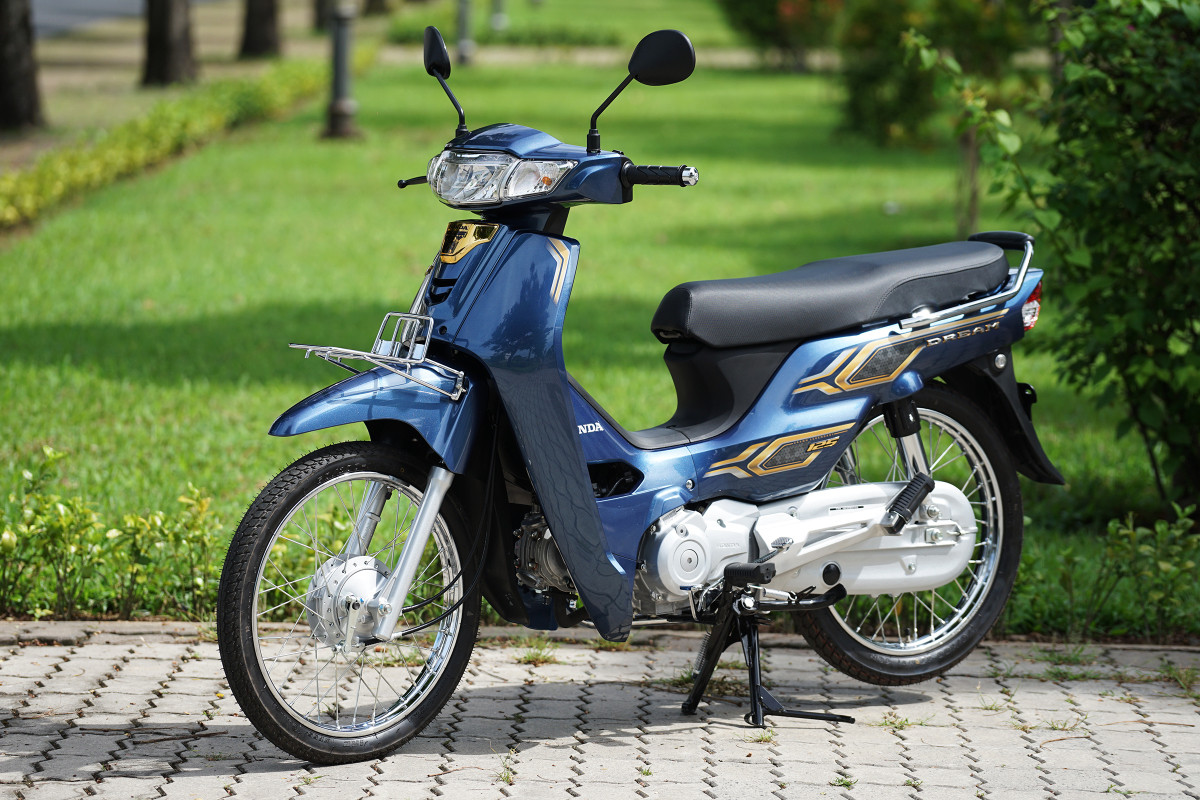 Honda Dream thế hệ mới về Việt Nam bị “thổi giá” hơn trăm triệu đồng Honda Dream thế hệ mới 7.jpg
