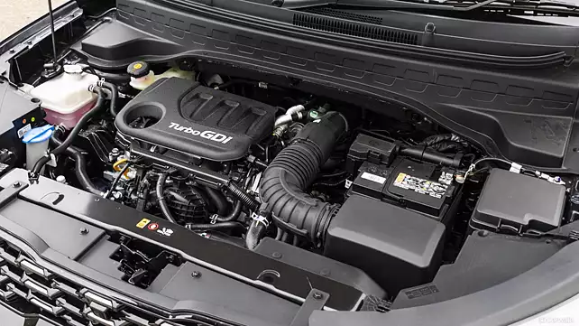 Kia Sonet Facelift 2024 chốt giá từ 9.640 USD, cạnh tranh Hyundai Venue kia-sonet-facelift-engine-shot1.webp