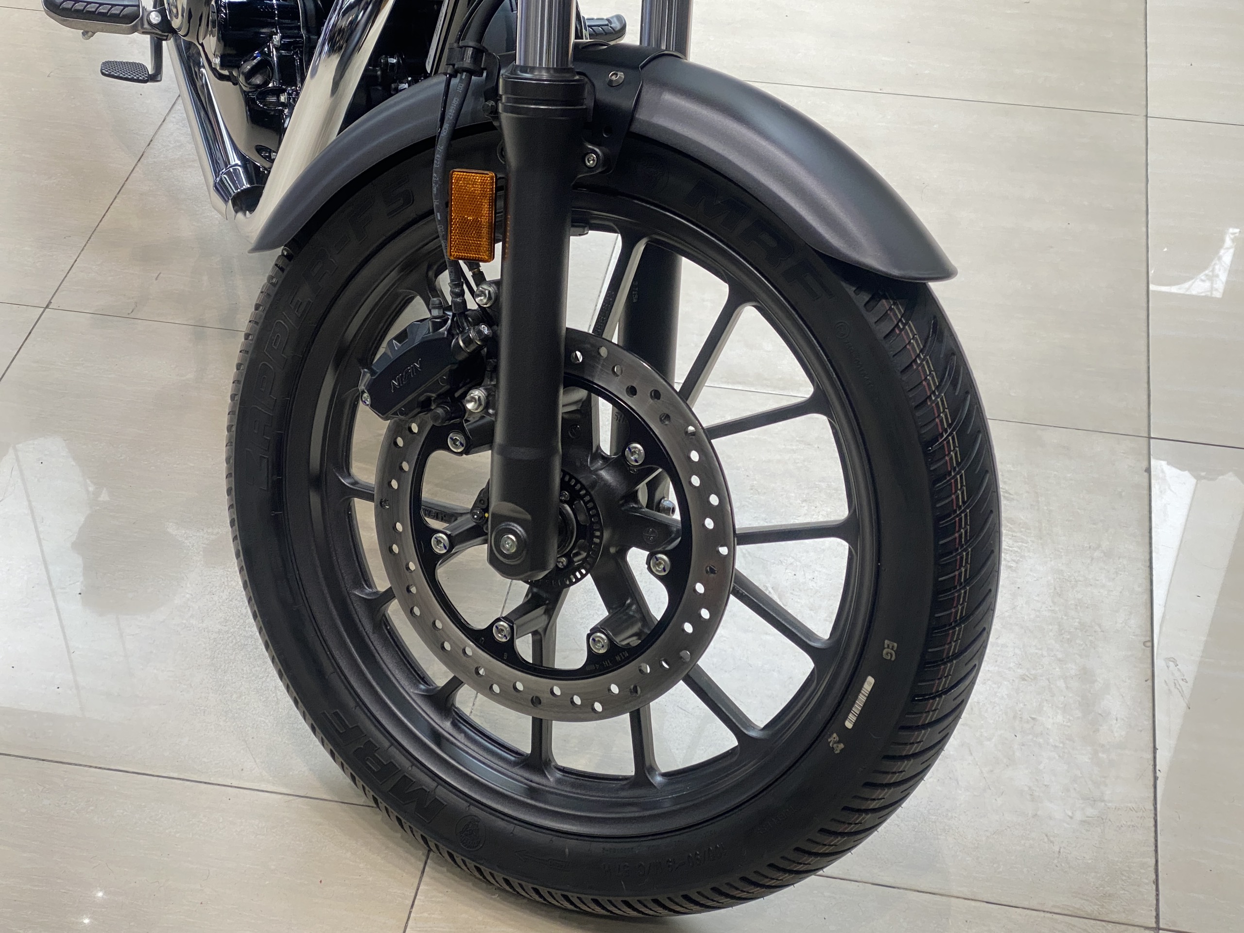 Chi tiết Honda CB350 H’ness vừa ra mắt tại Việt Nam: Thiết kế đẹp, trang bị ổn, giá từ 130 triệu honda-cb350-hness-11.jpg