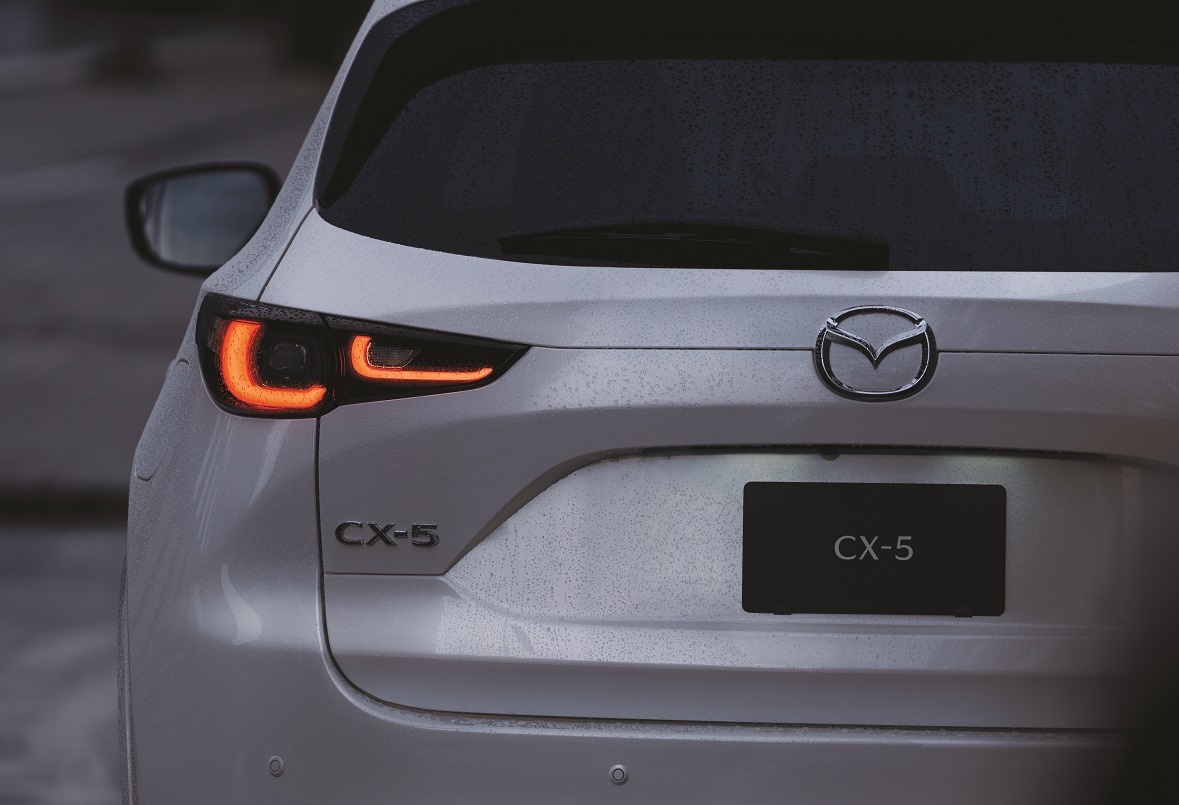 Mazda CX-5 2024 facelift ra mắt tại Malaysia, giá từ 30.560 USD 2024-mazda-cx-5-malaysia-08-1.jpg
