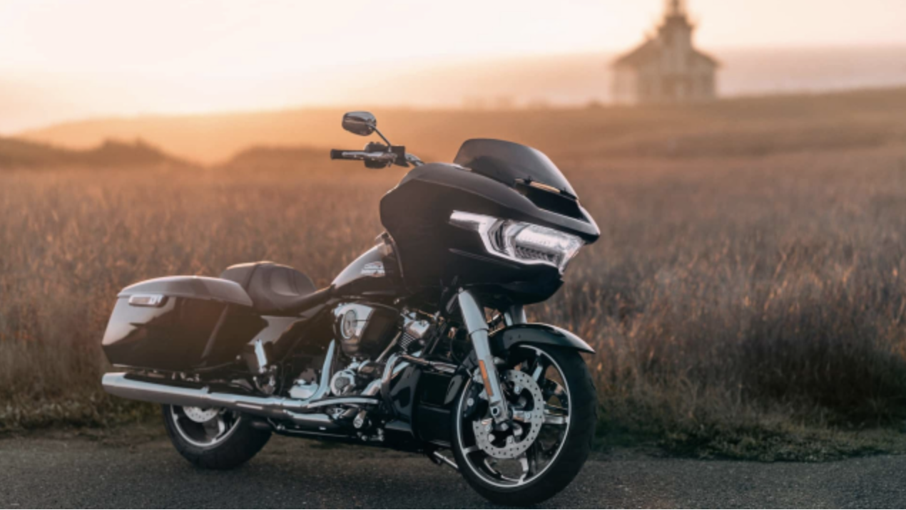 Harley-Davidson%20Road%20Glide%202024%202.png