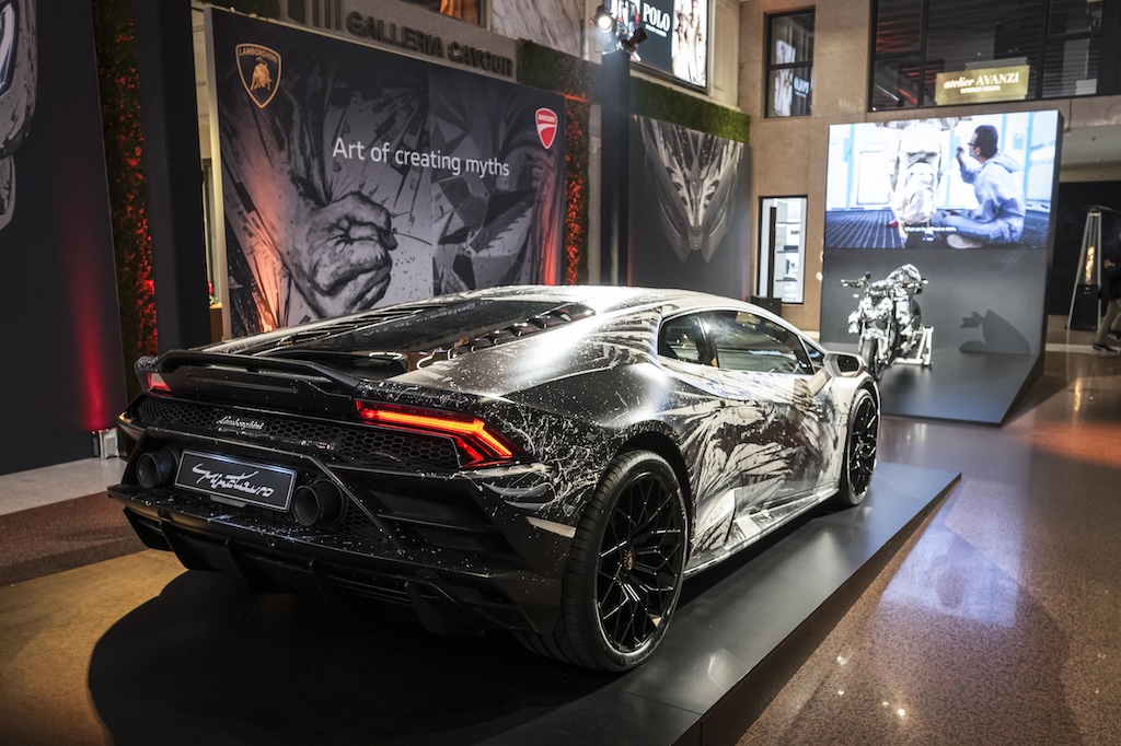 Lamborghini kết hợp Ducati ra mắt bộ đôi siêu phẩm giới hạn độc đáo Lamborghini Huracan EVO “Minotauro” 3.jpg