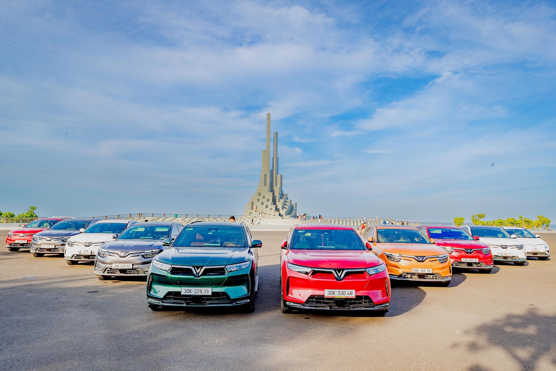 VinFast tung ưu đãi khủng, mua ô tô điện chỉ từ 5,29 triệu/tháng vinfast-01.jpeg