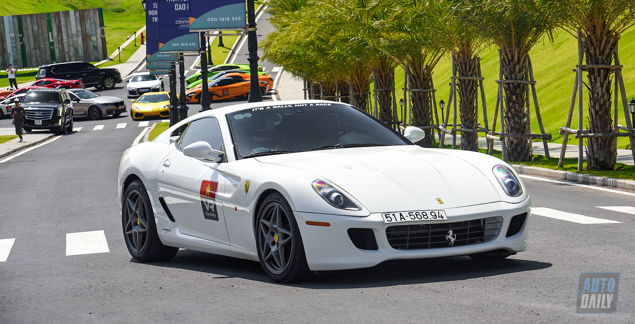 Ông Đặng Lê Nguyên Vũ mua tiếp 2 siêu xe Ferrari từng bán đi 3 năm trước
