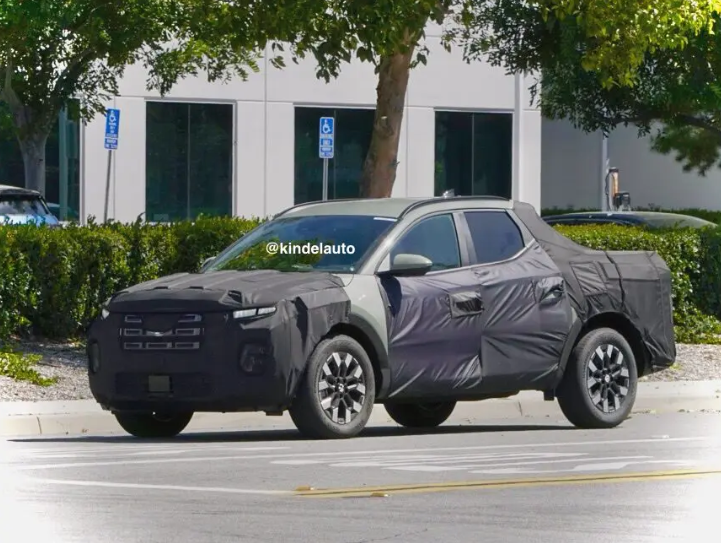 Hyundai Santa Cruz 2025 tiếp tục lộ diện trên đường thử